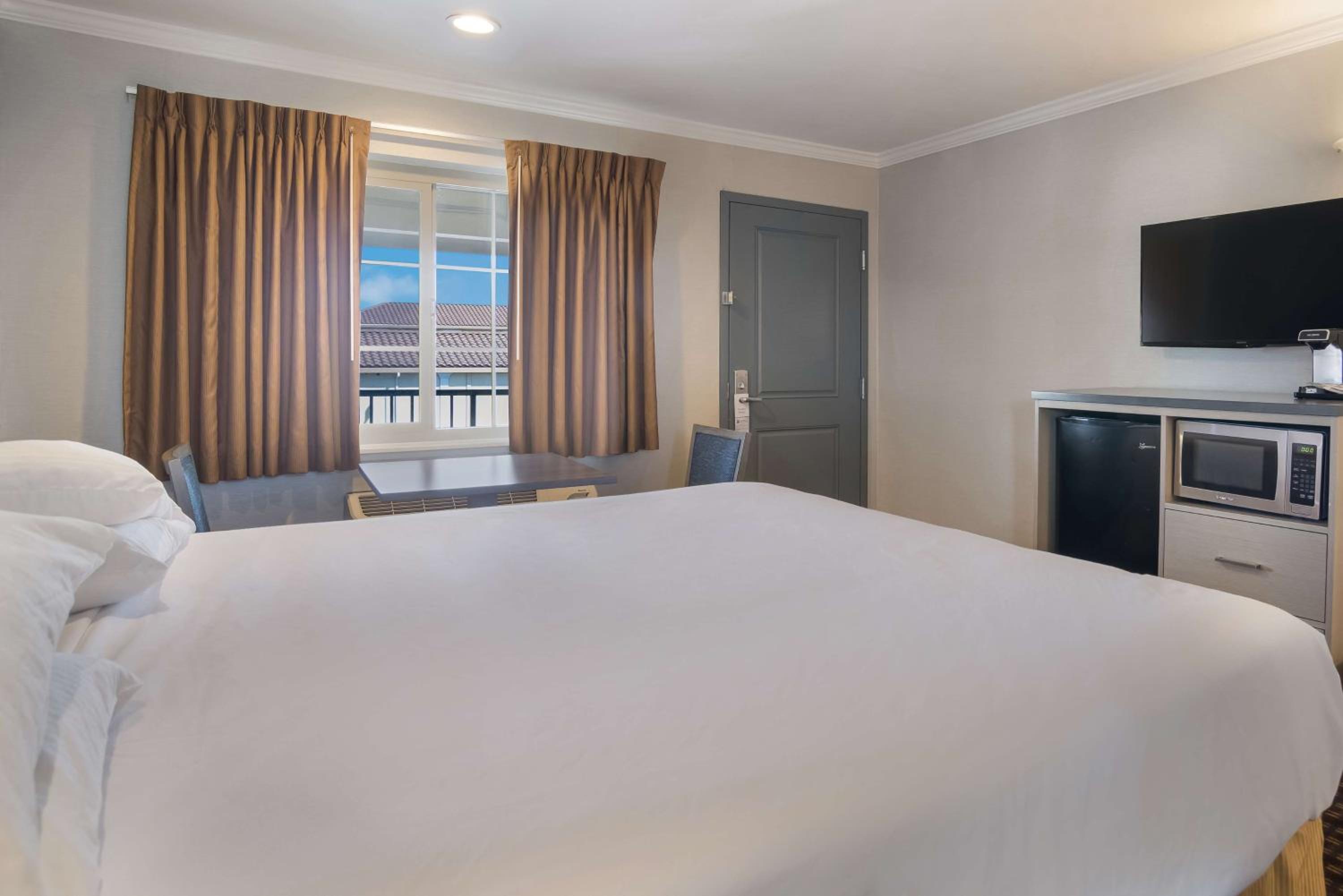 Triple Room - Photo 2