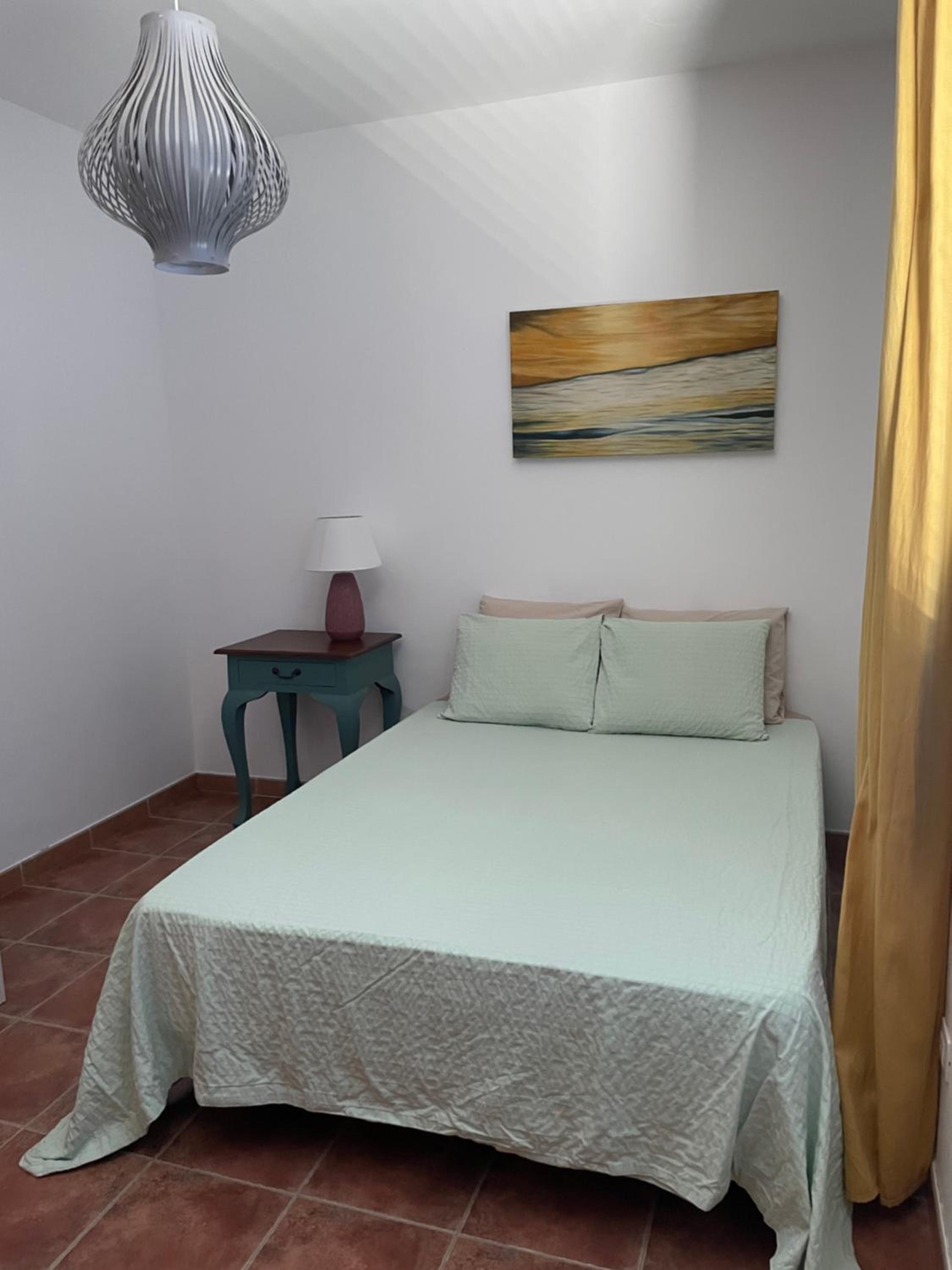 Three-Bedroom House - Photo 4