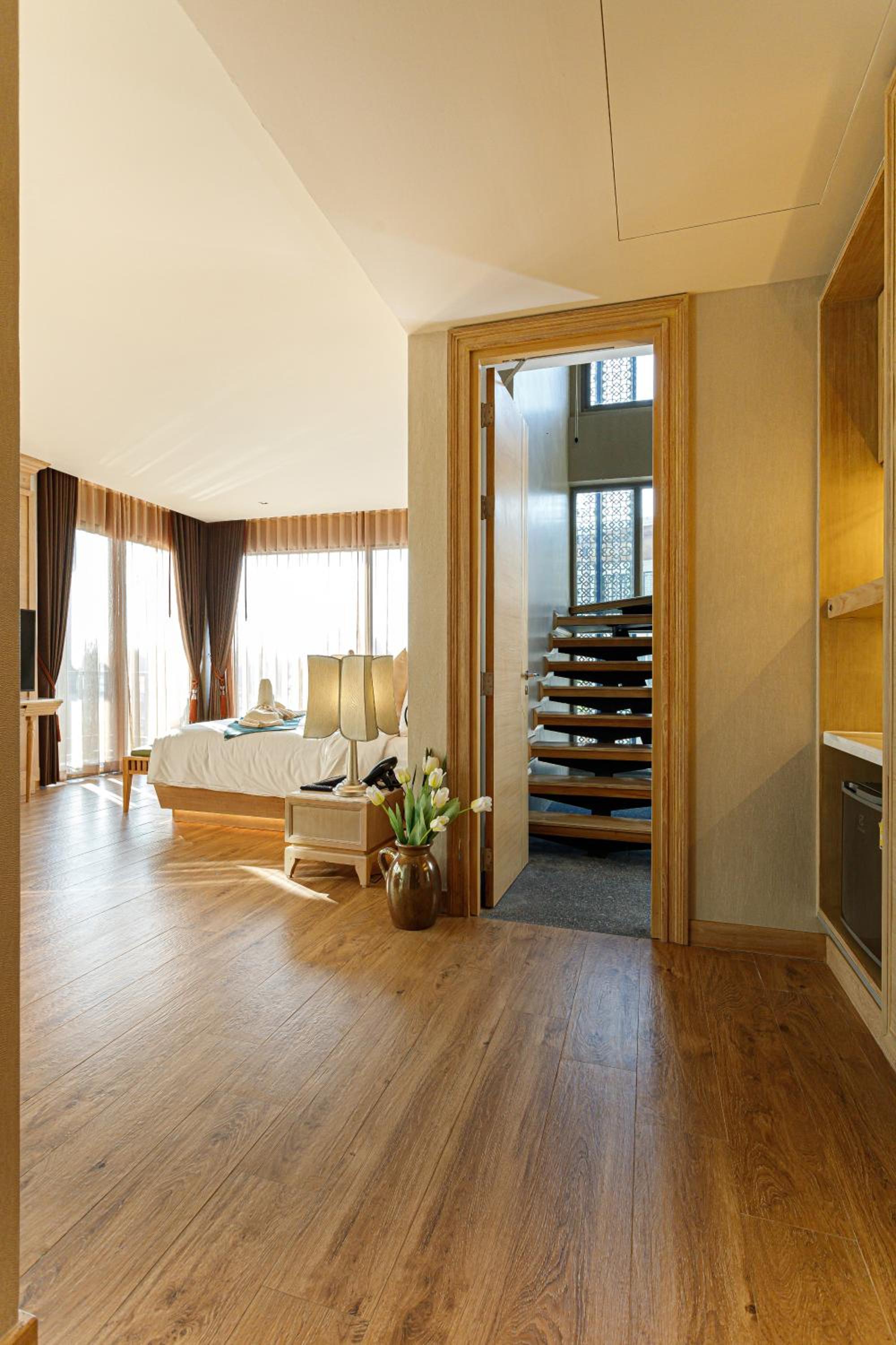 King Villa Pavilion - Photo 4