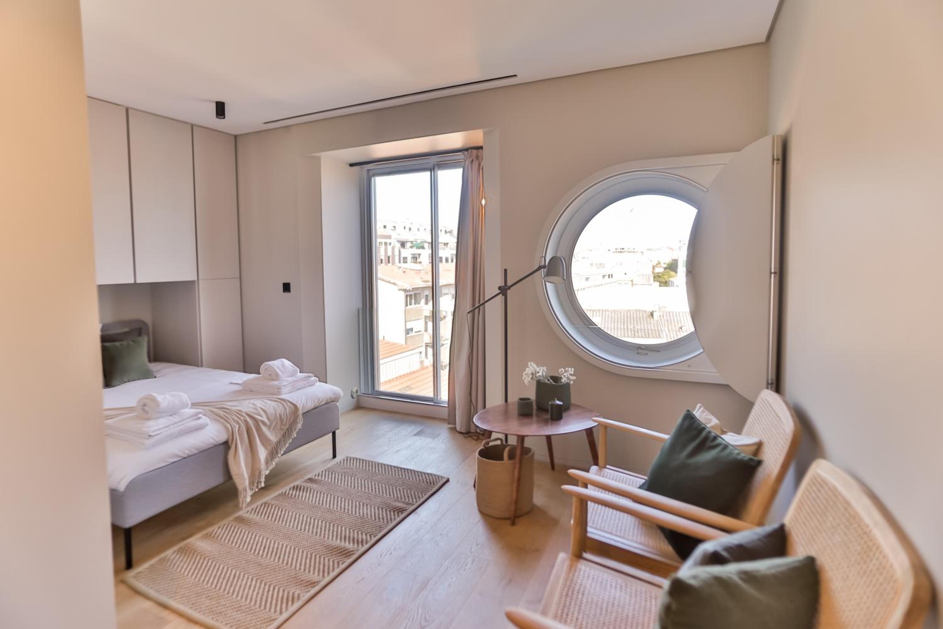 Superior Apartment with Balcony - Photo 16
