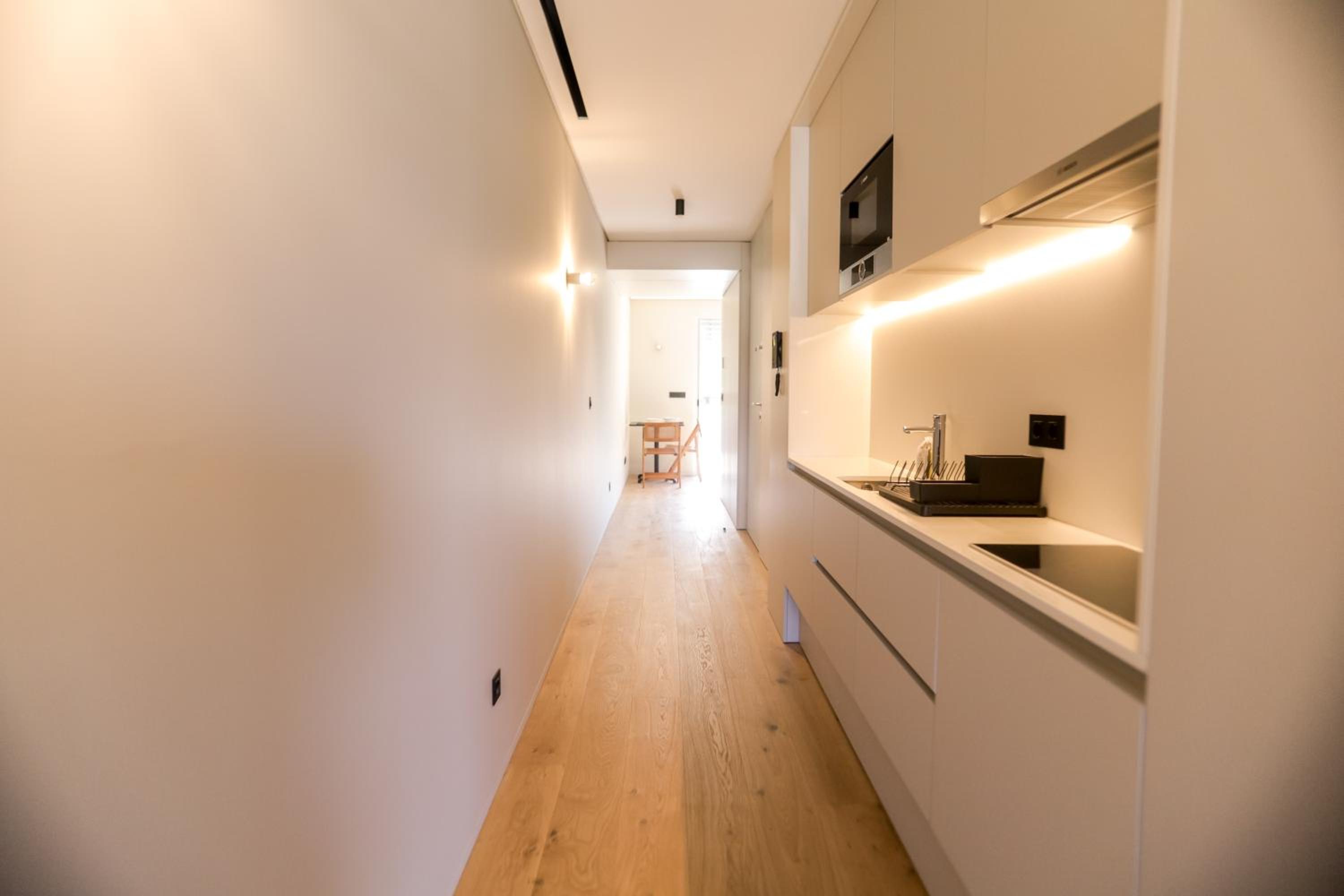 Superior Apartment with Balcony - Photo 17