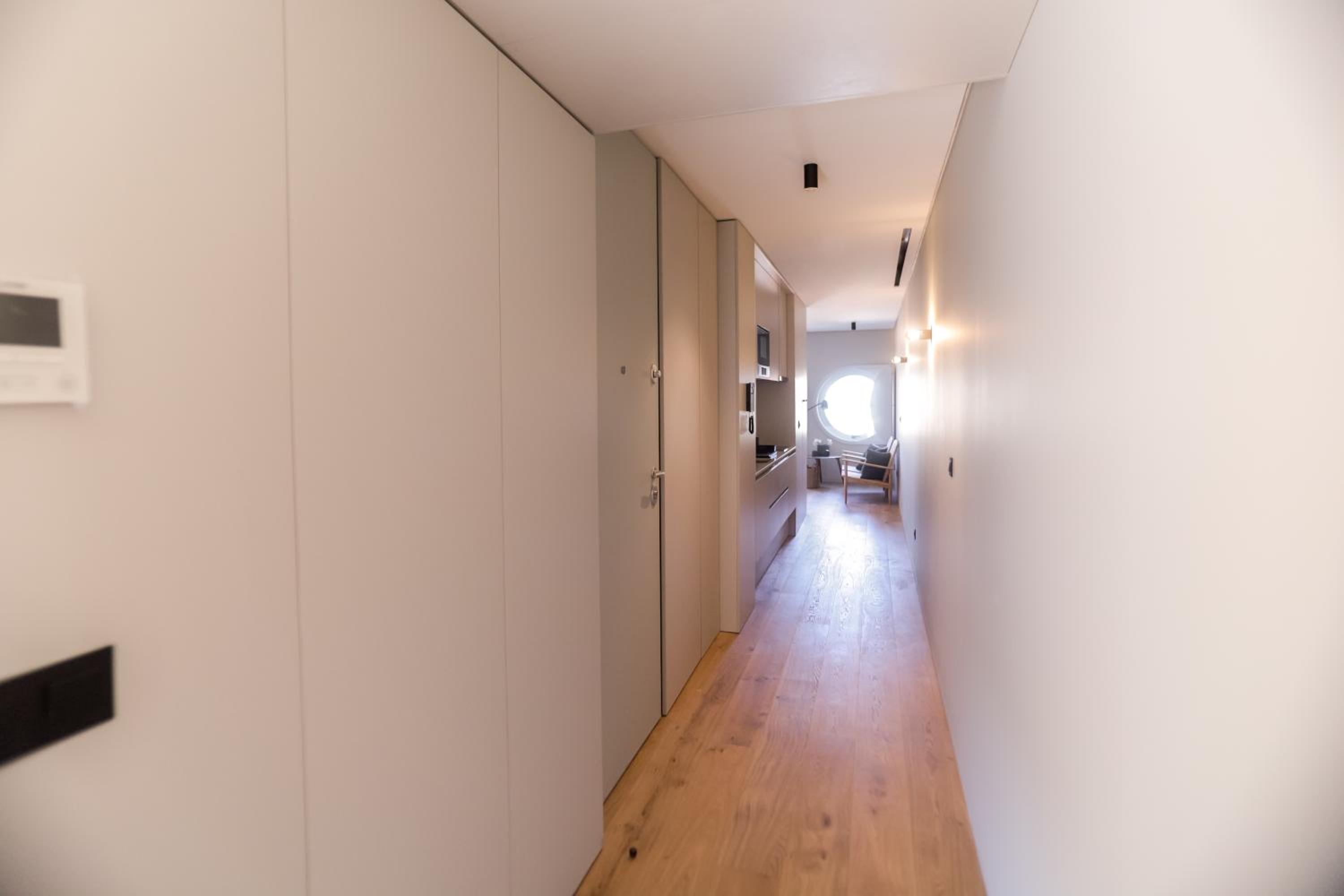 Superior Apartment with Balcony - Photo 7
