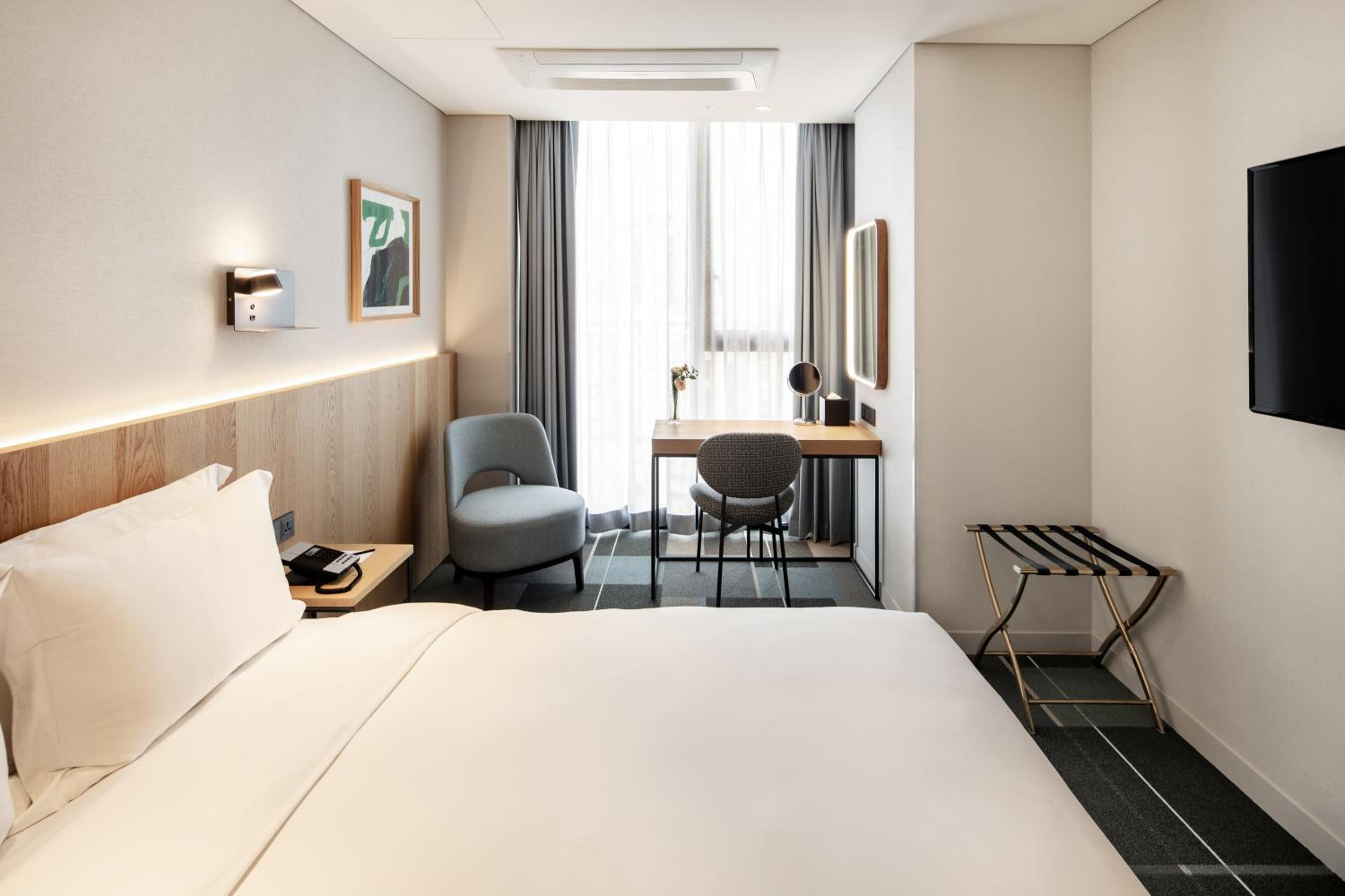 Deluxe Double Room (No Parking) - Photo 2