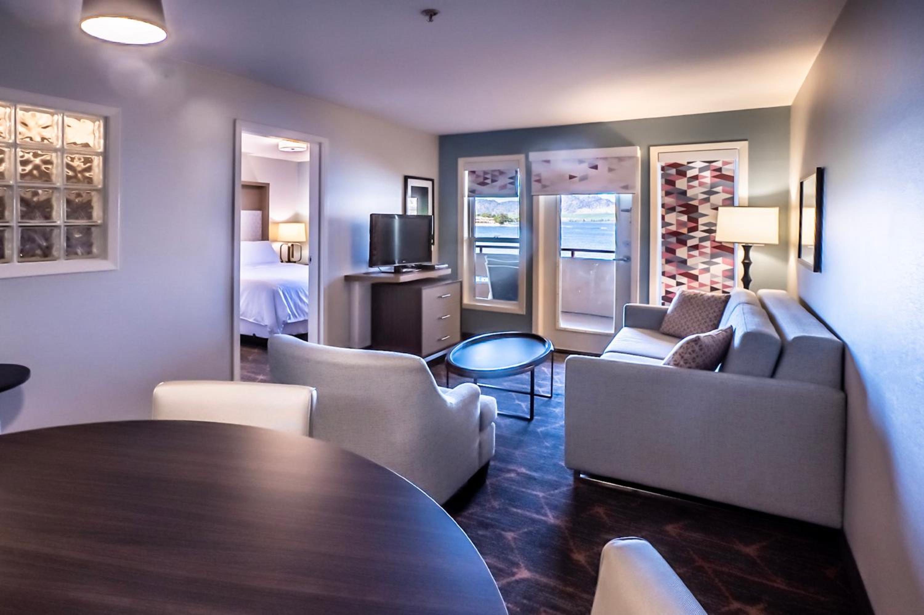 One Bedroom Suite - North Beach View - Photo 2