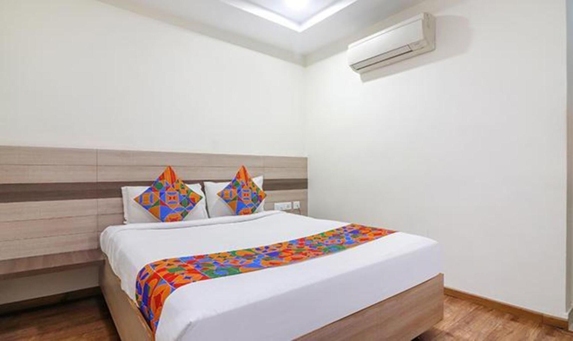 Deluxe Room - Photo 4
