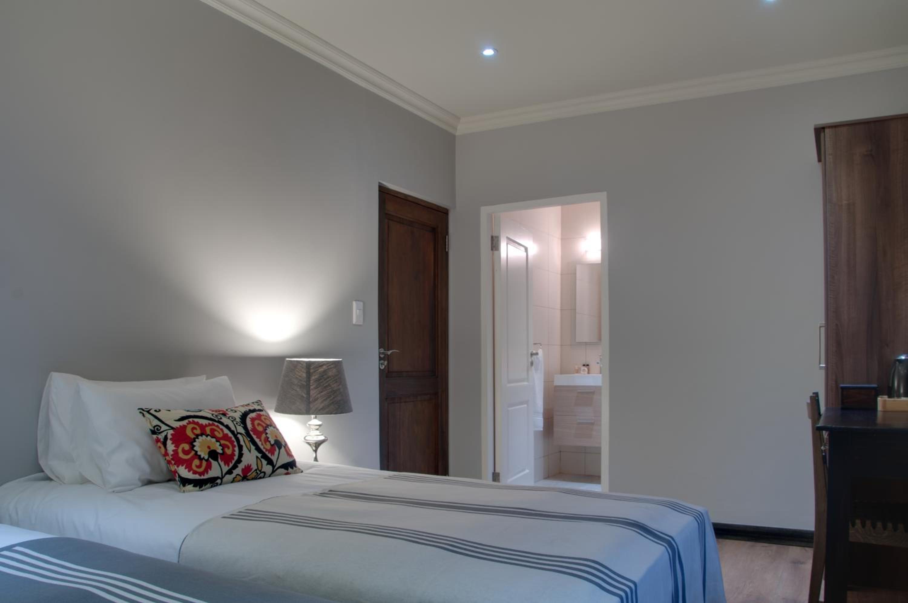 Standard Twin Room photo 1