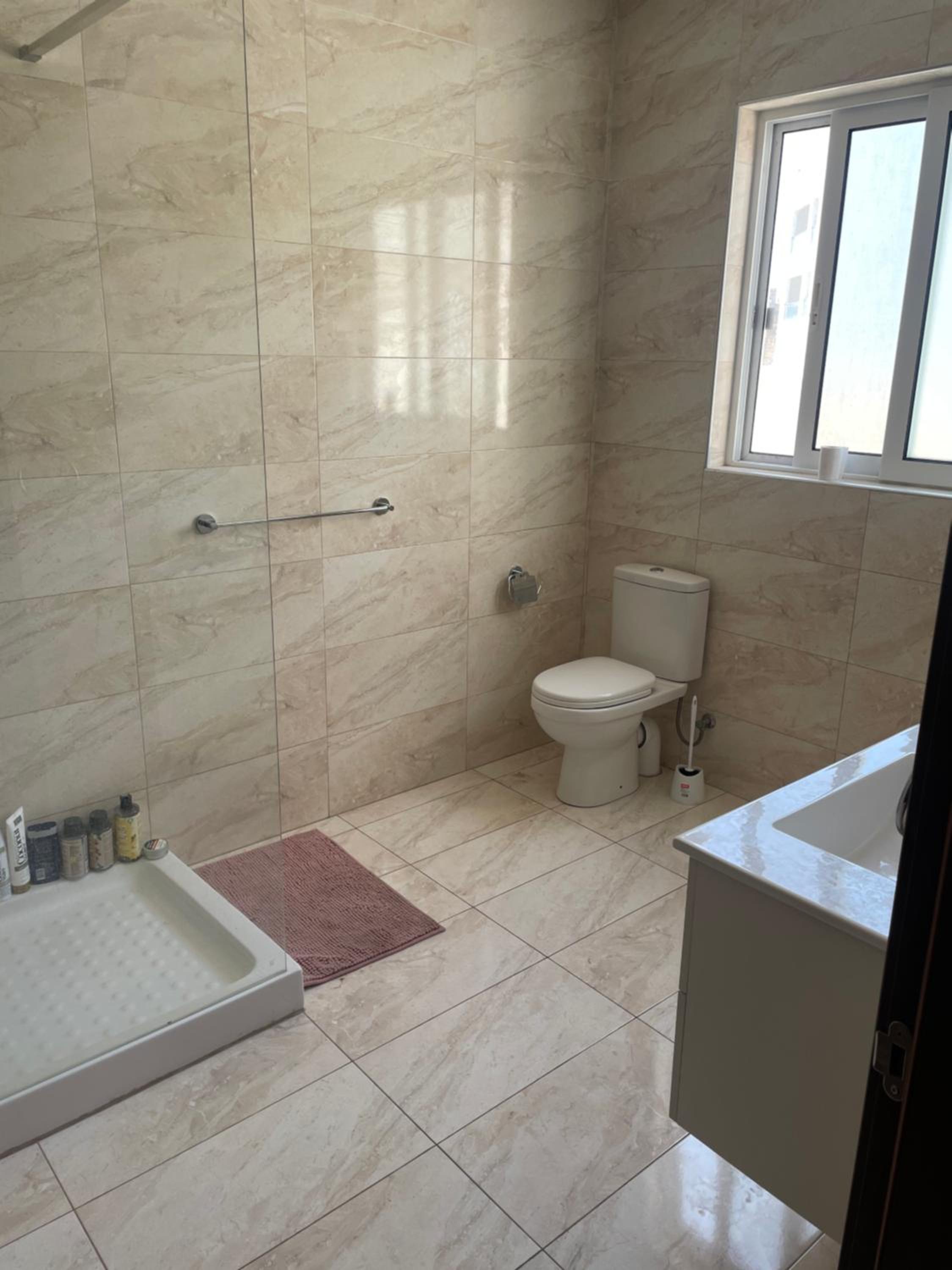 Double Room with Shared Toilet photo 2