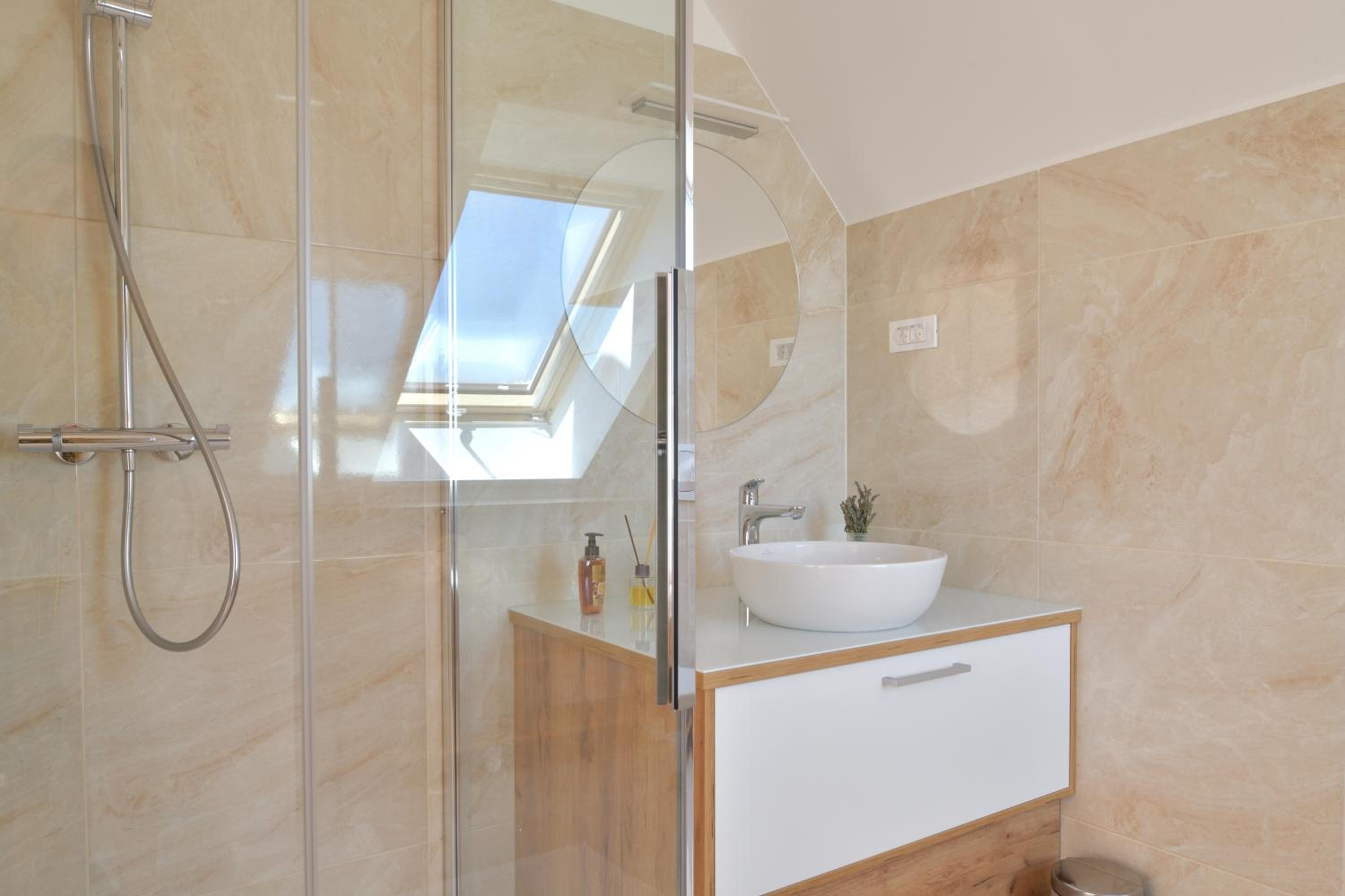 Deluxe Double Room - Photo 3