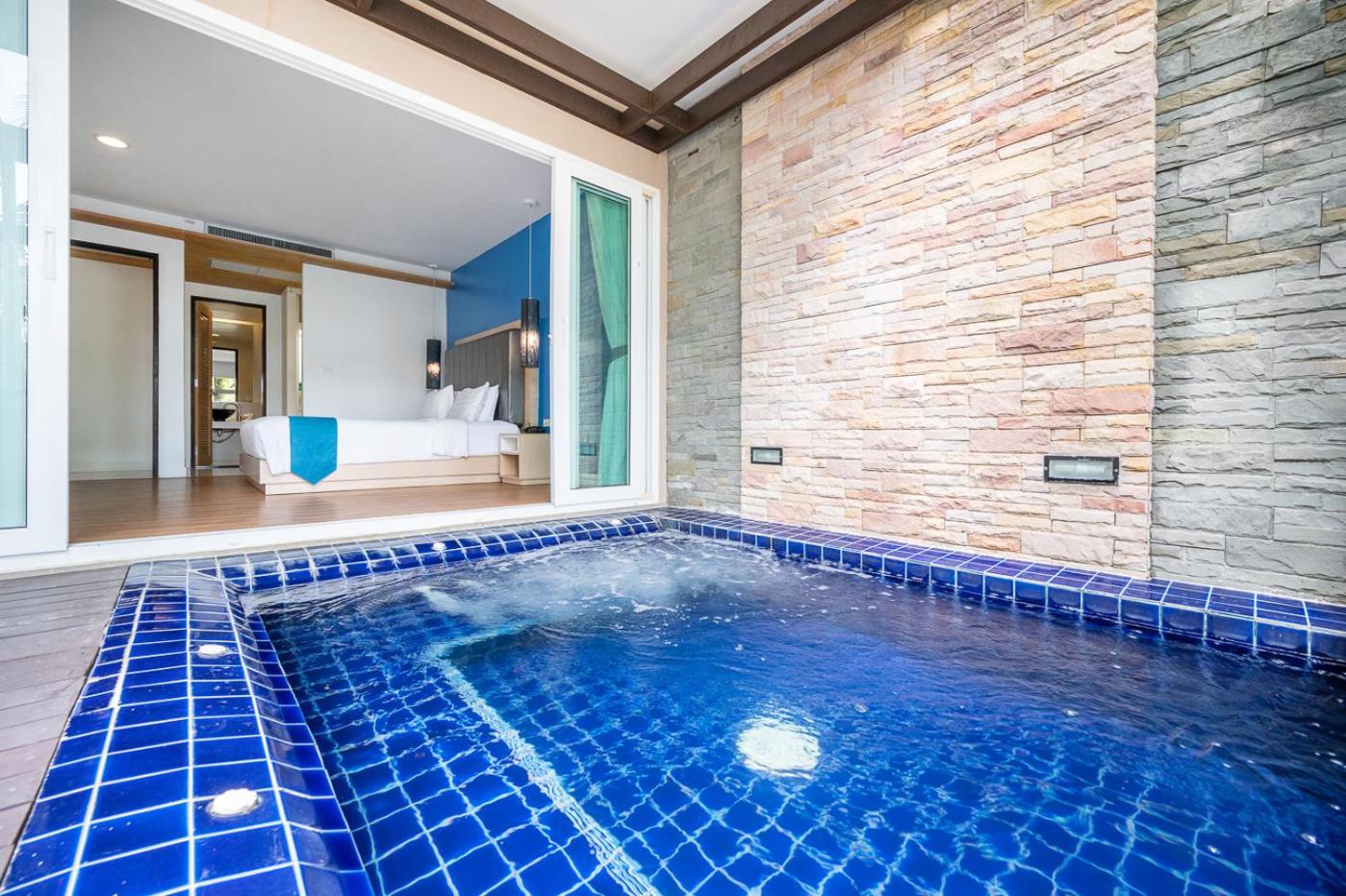 Family 2 Bedroom with Kitchen Private Plunge Pool 155 sqm.