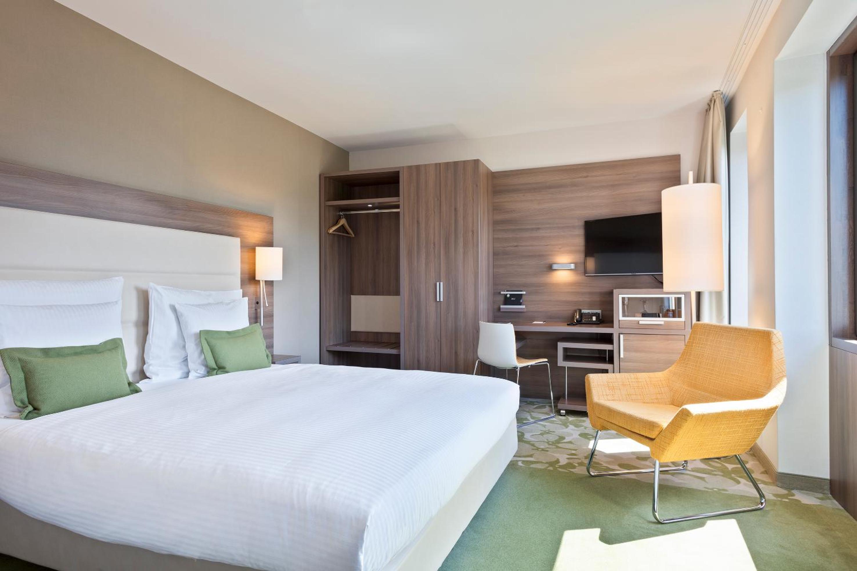 Melia Guestroom with Park View - Photo 1