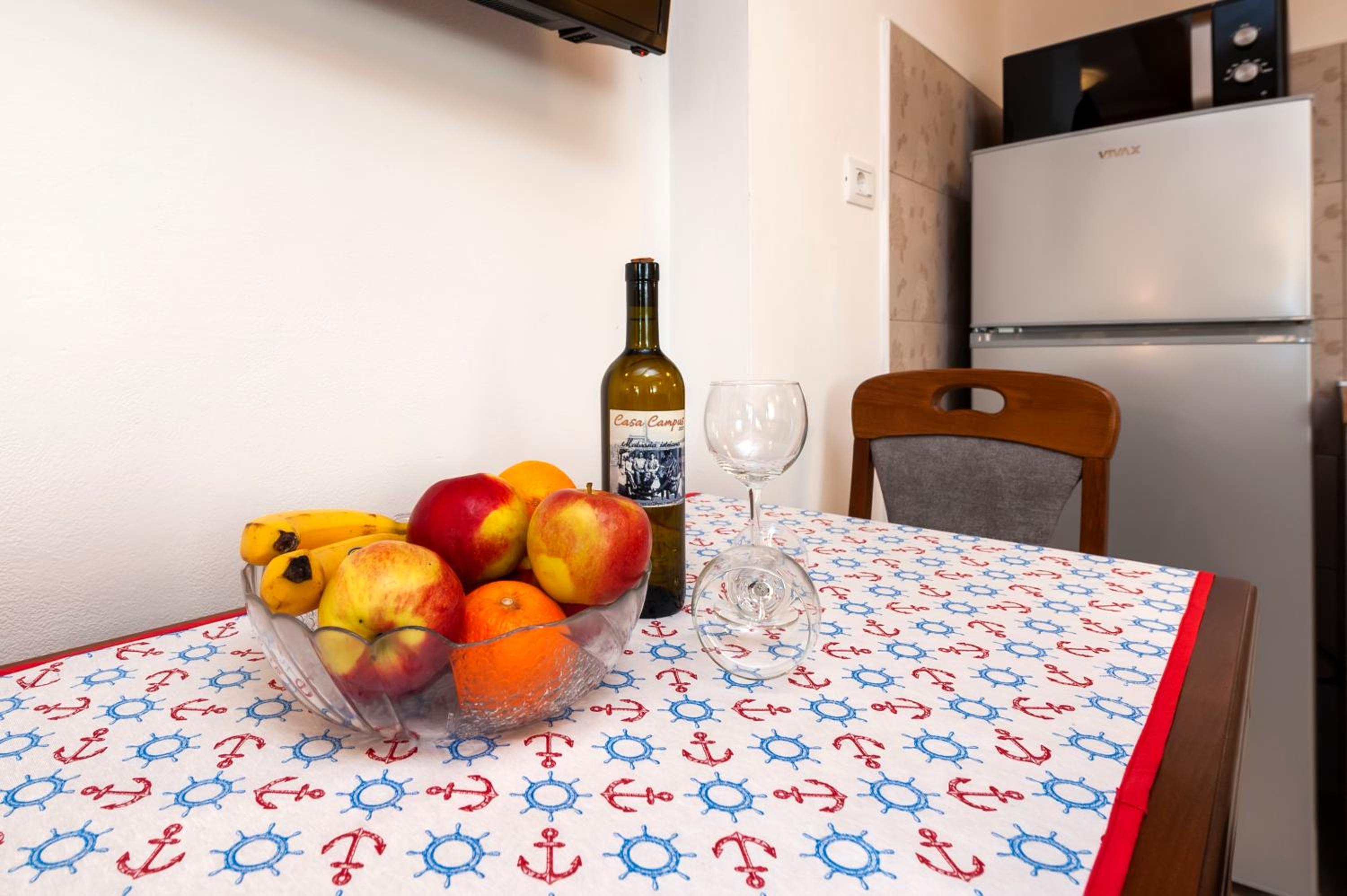 Apartment with Garden View - Photo 16