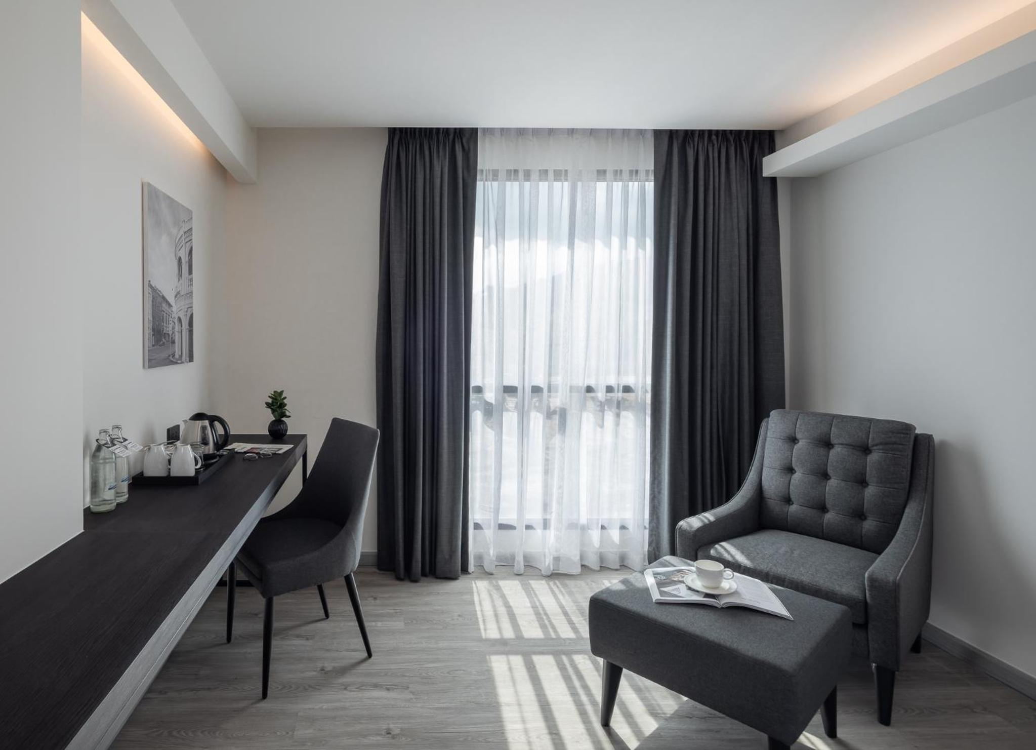 Deluxe Double or Twin Room - Photo 4