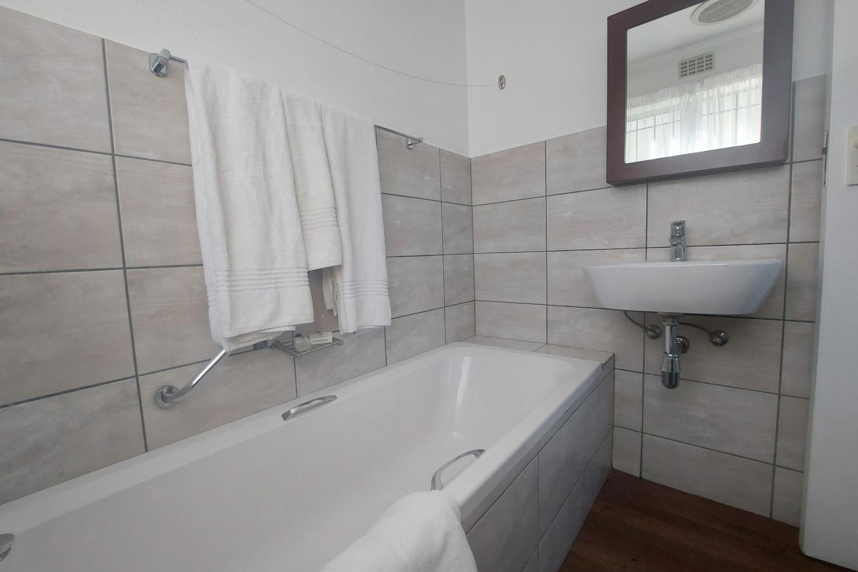 Two-Bedroom Chalet - Photo 11