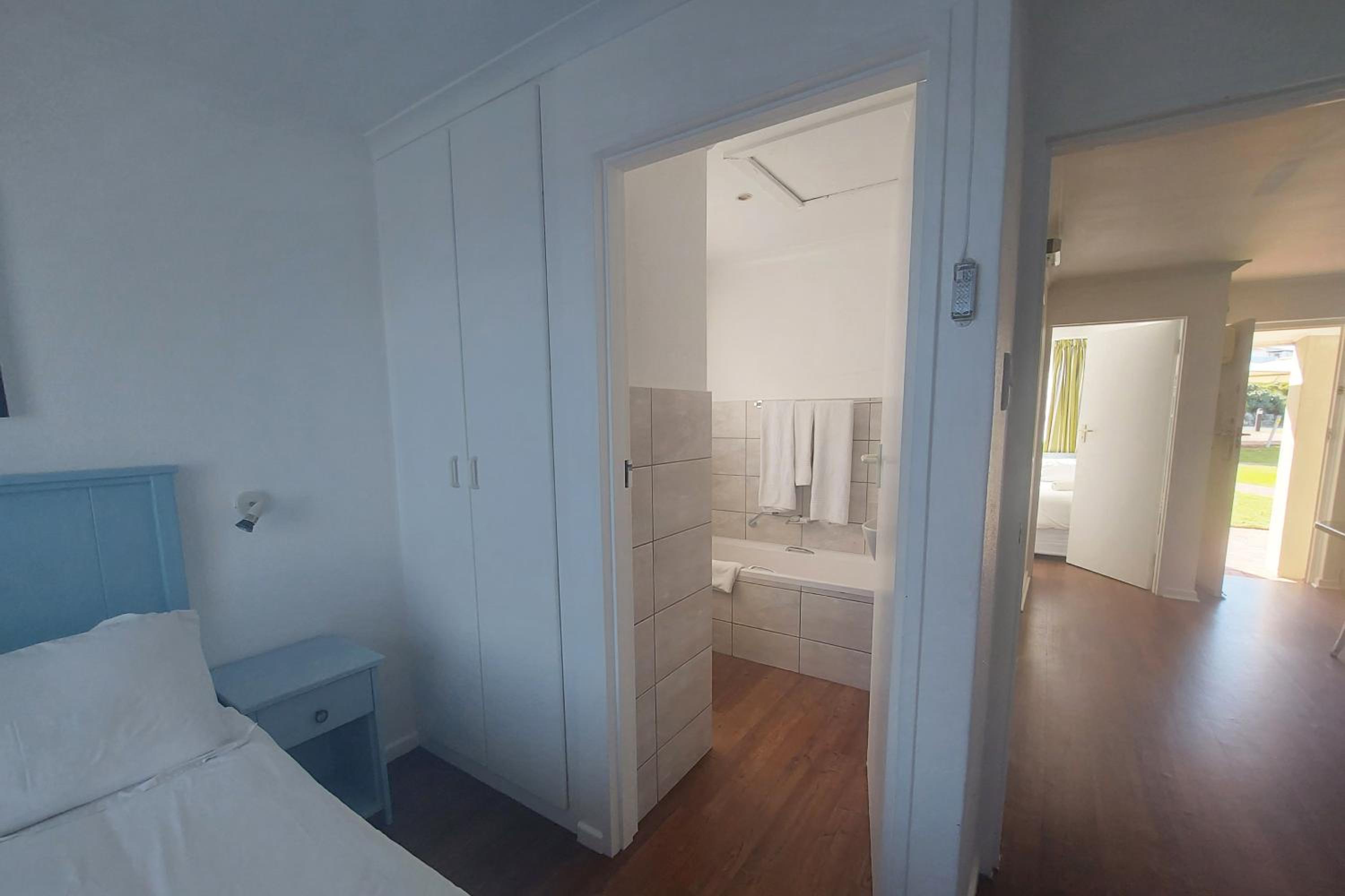 Two-Bedroom Chalet - Photo 15