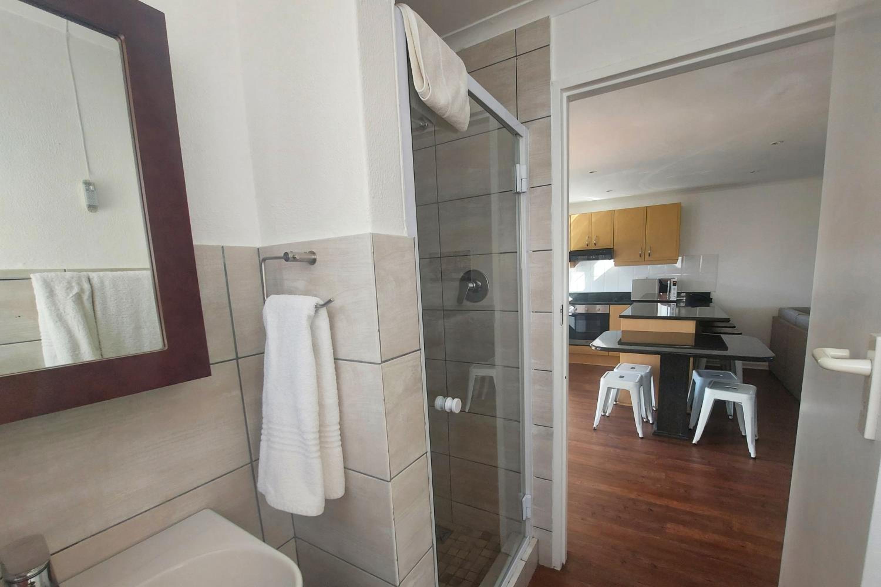 Two-Bedroom Chalet - Photo 5