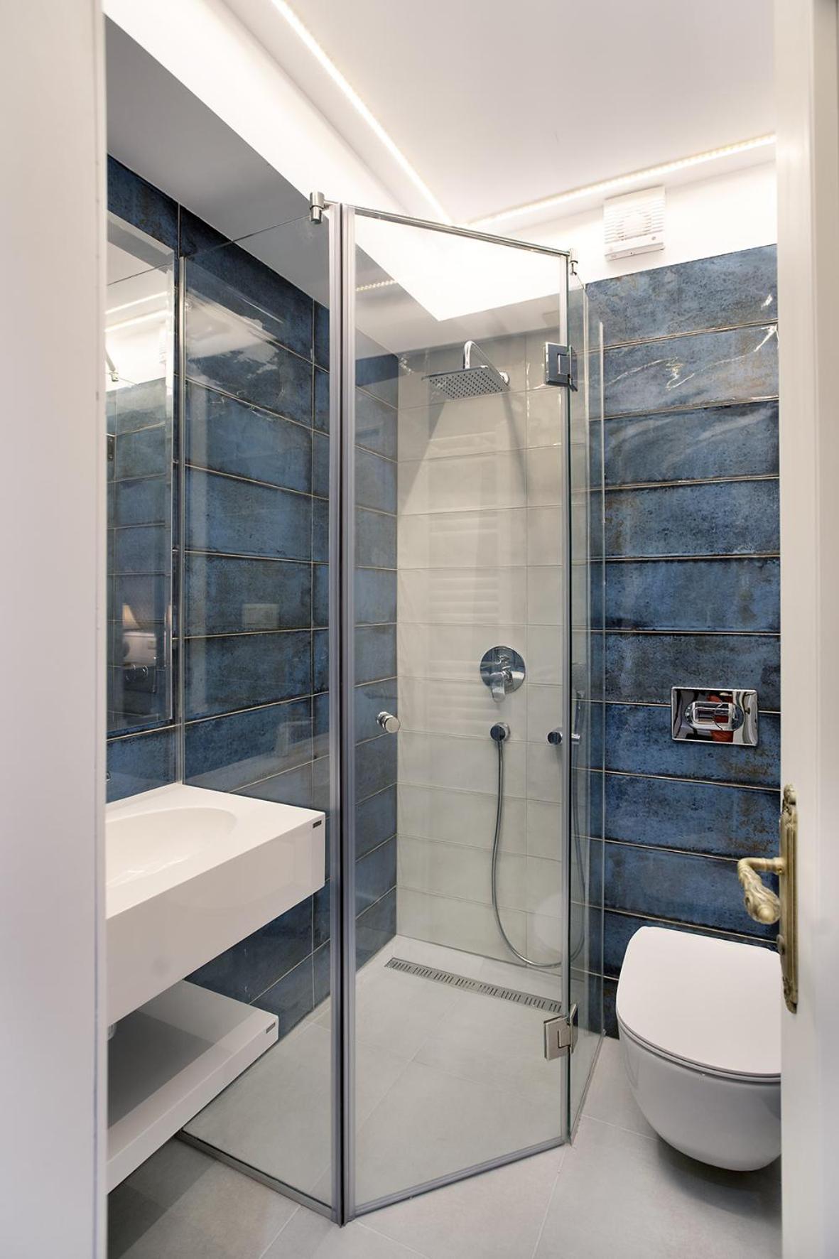 Standard Twin Room - Photo 3