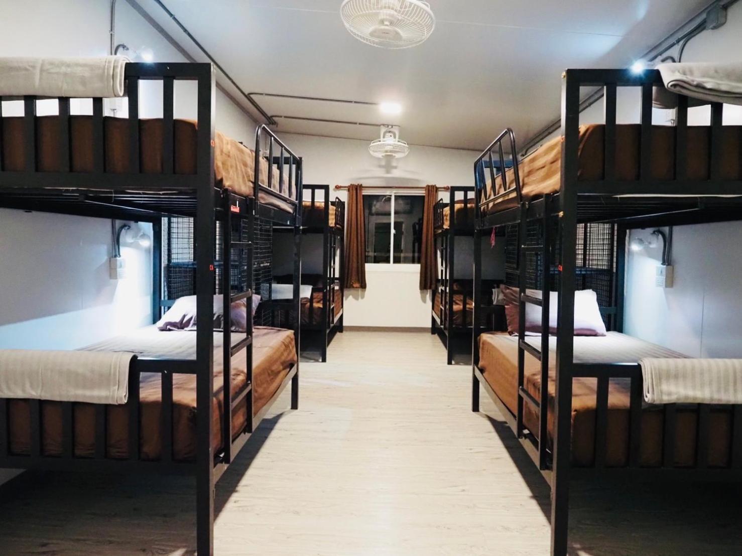 Bed in 8-Bed Mixed Dormitory Room with Fan photo 2