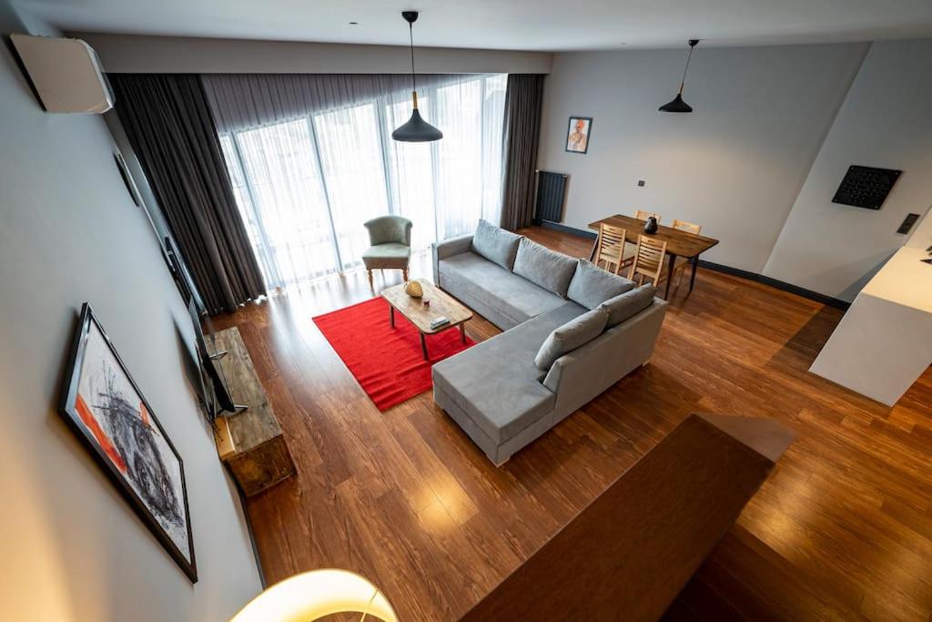 Two-Bedroom Superior Apartment photo 2