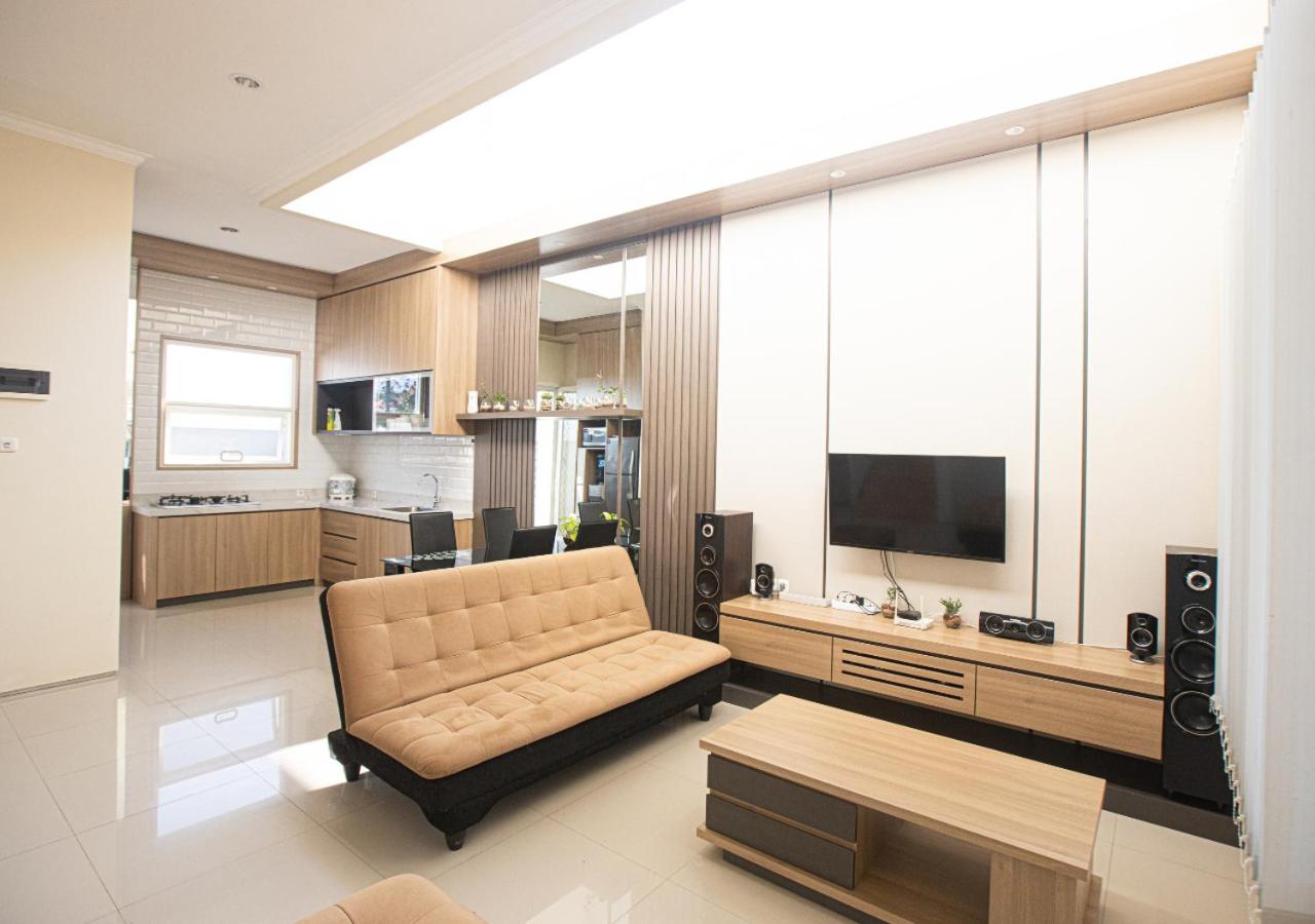 Four-Bedroom Villa - Photo 16