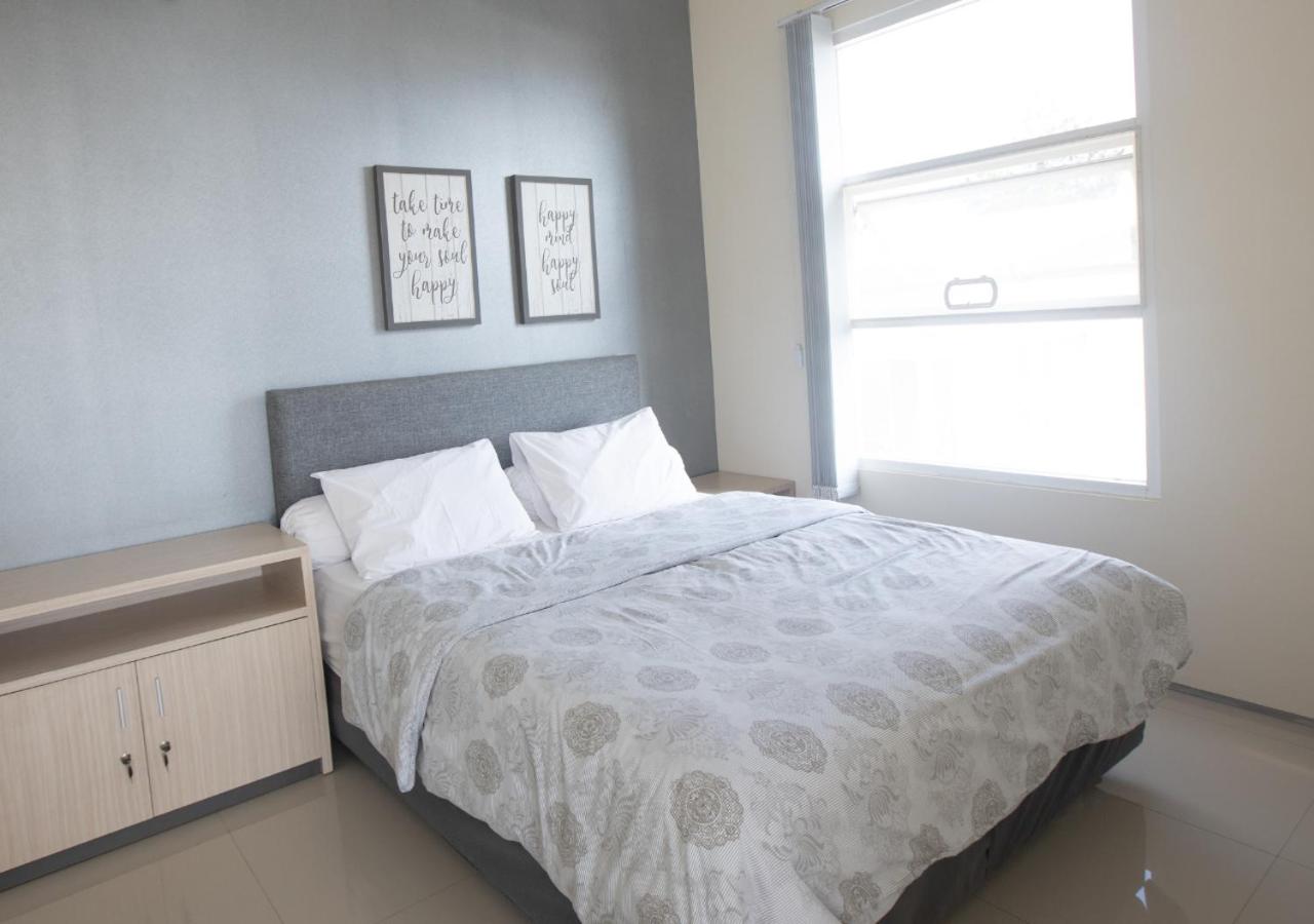 Four-Bedroom Villa - Photo 12