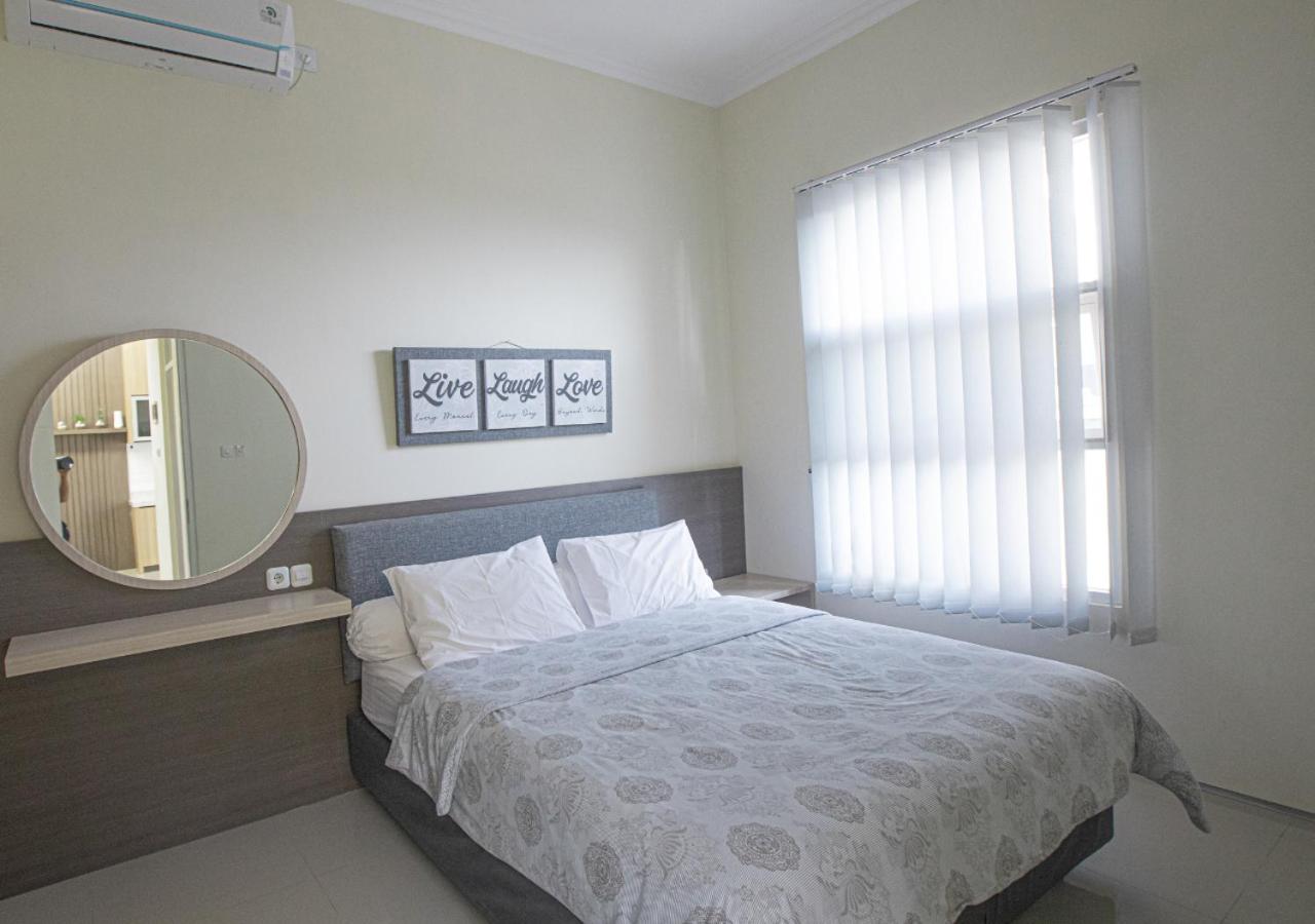 Four-Bedroom Villa - Photo 11