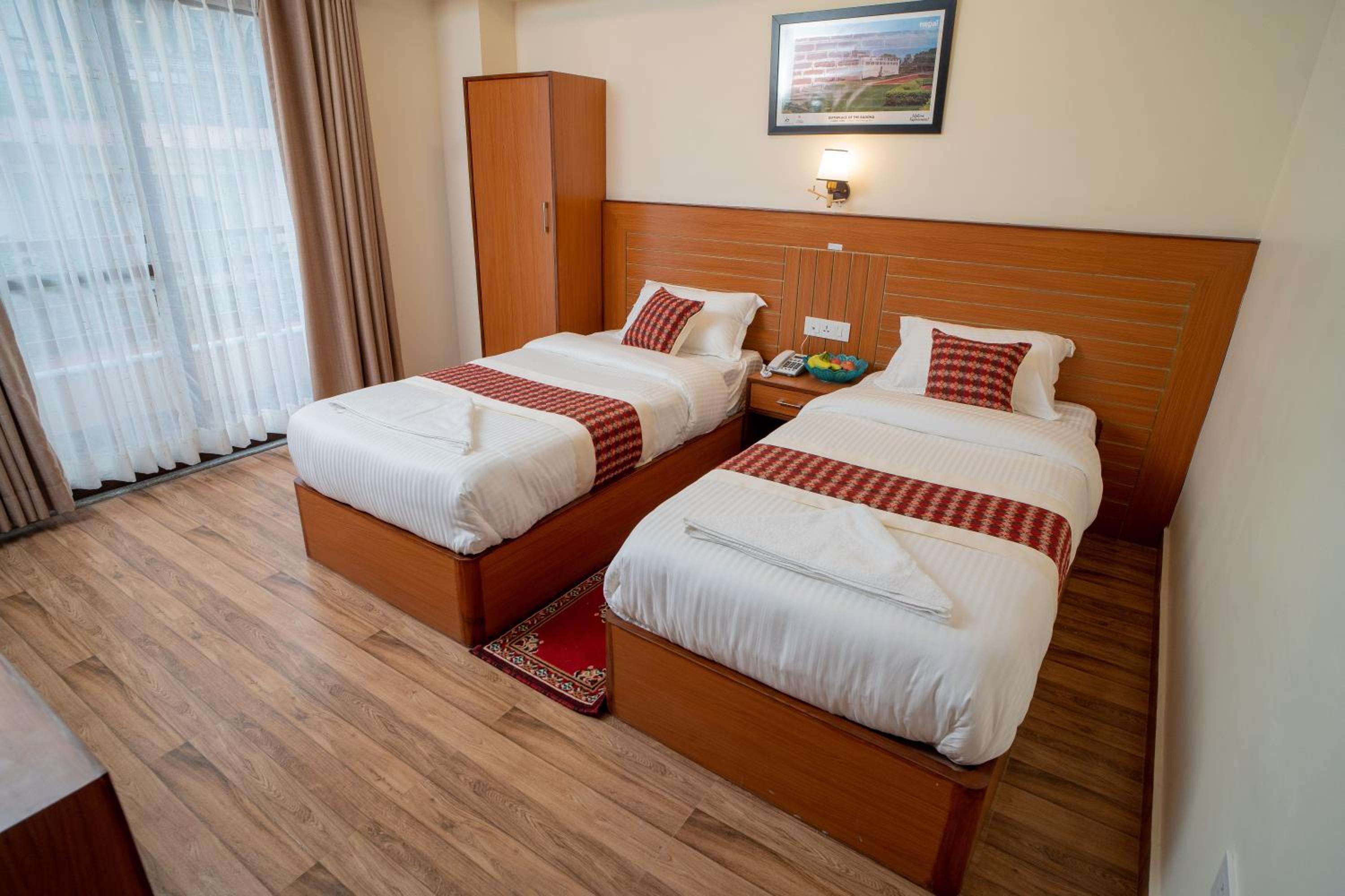 Deluxe Double or Twin Room with Balcony - Photo 7
