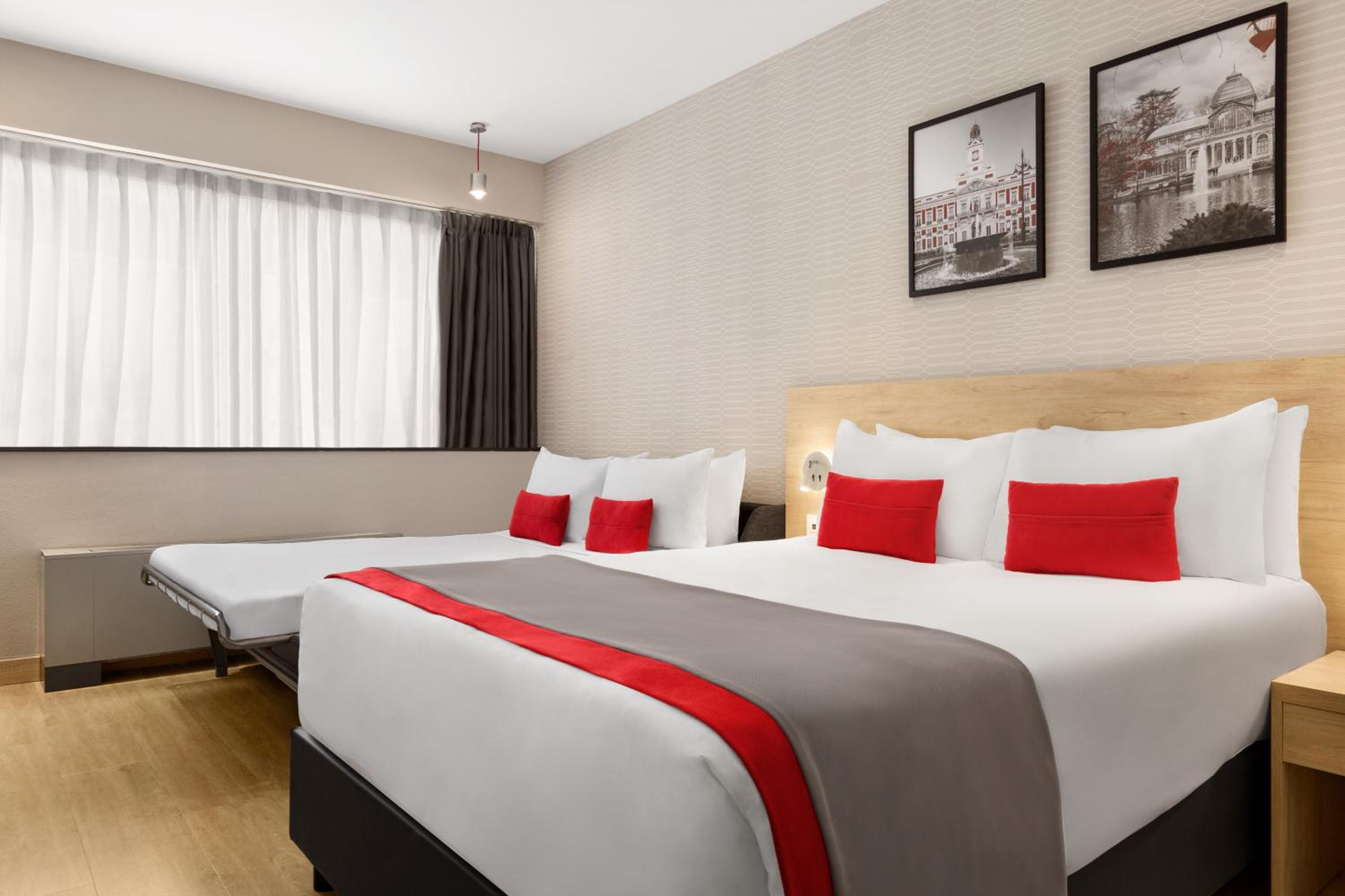 2 Twin Beds, Family Room, Non-Smoking photo 2