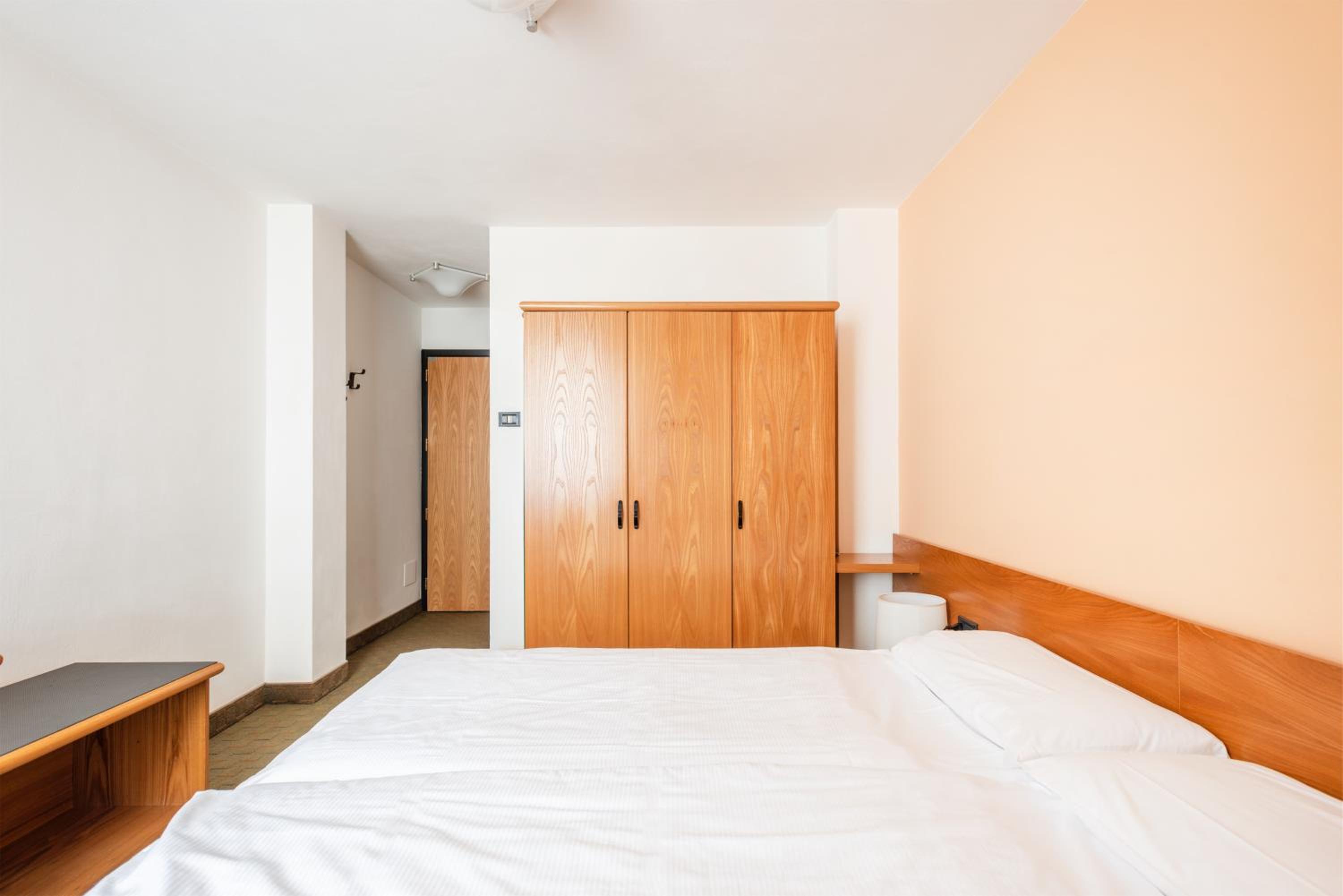 Economy Double Room or Twin Room photo 3