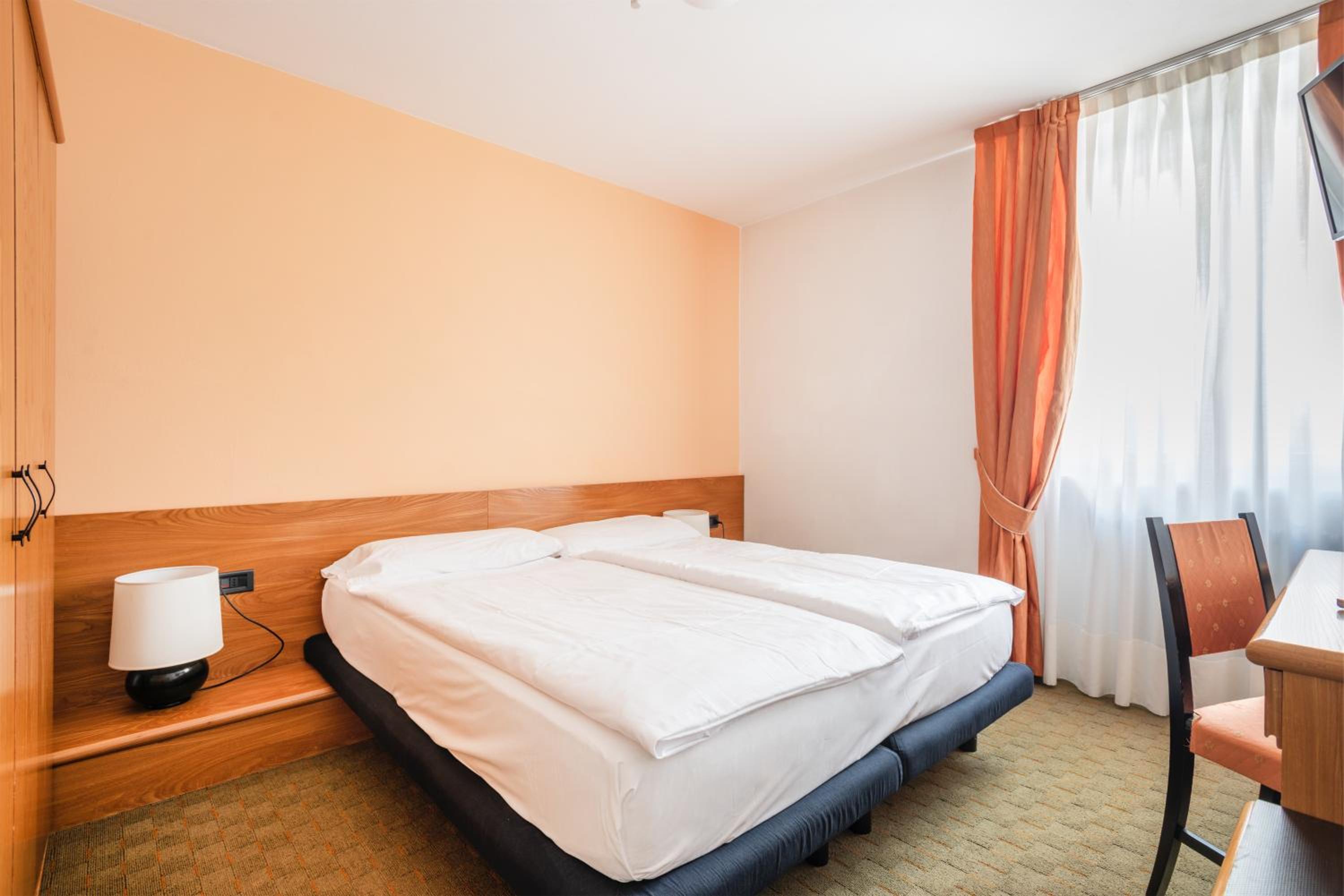 Economy Double Room or Twin Room photo 1