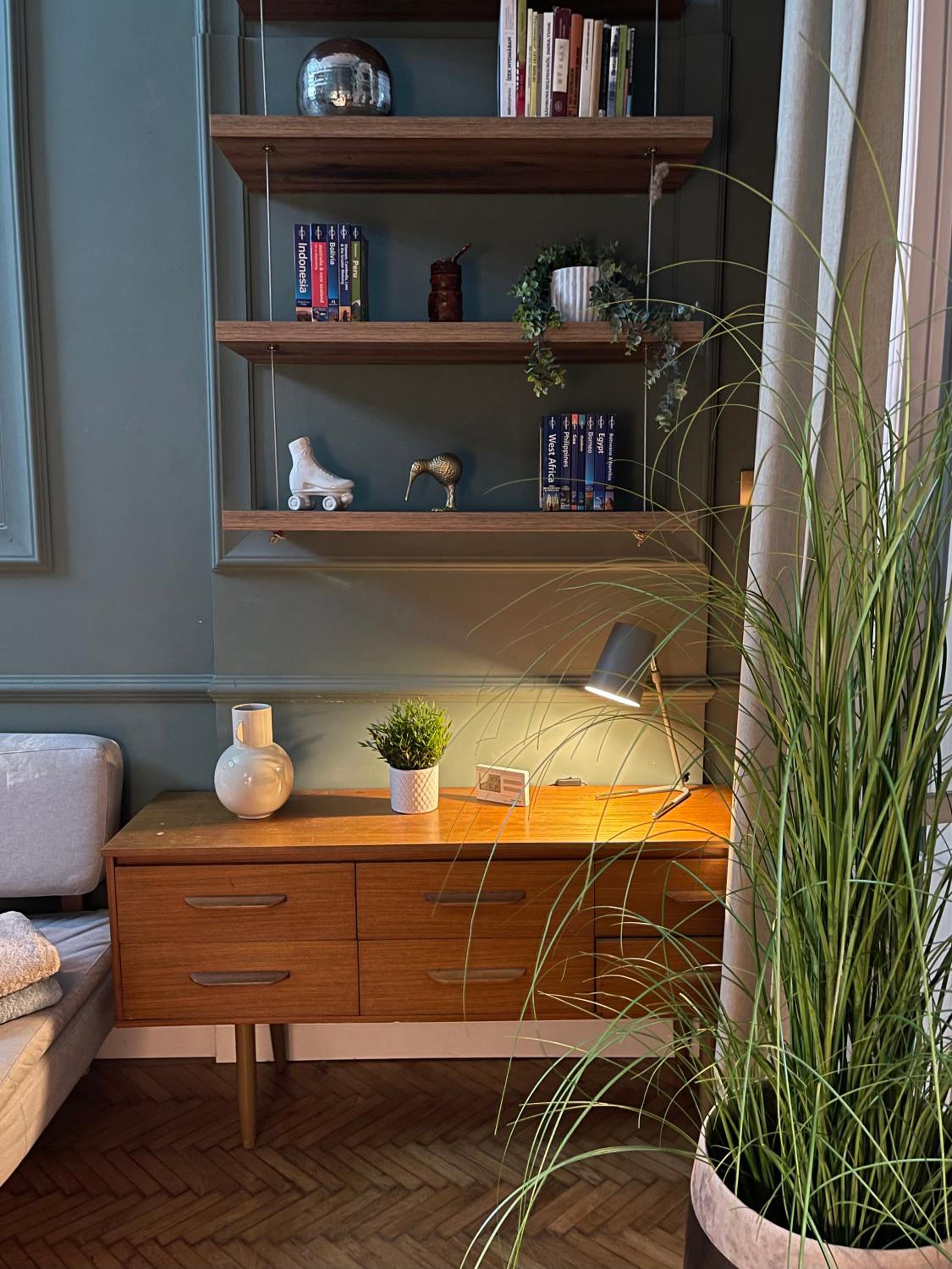 One-Bedroom Apartment - Photo 3