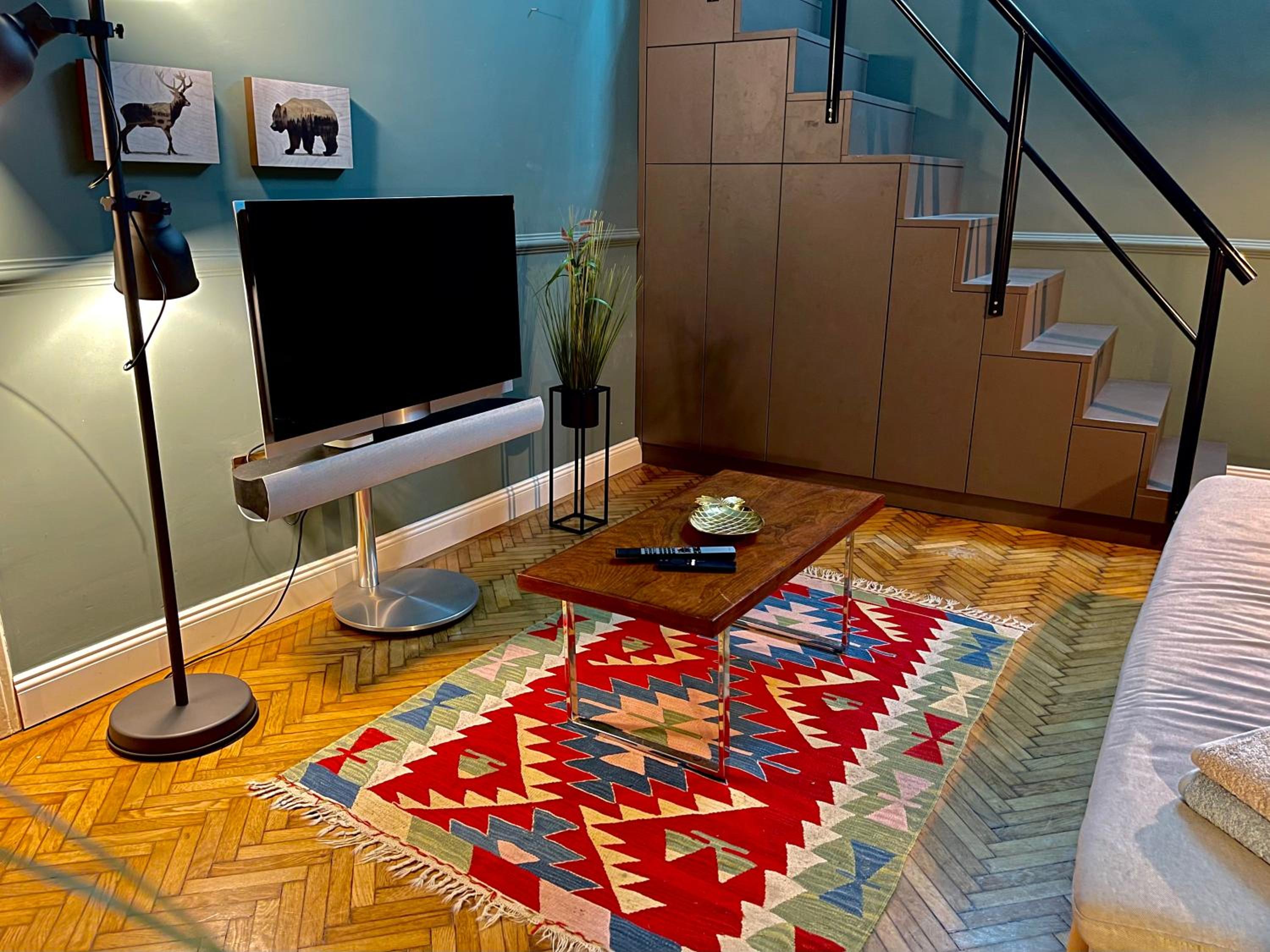One-Bedroom Apartment - Photo 4
