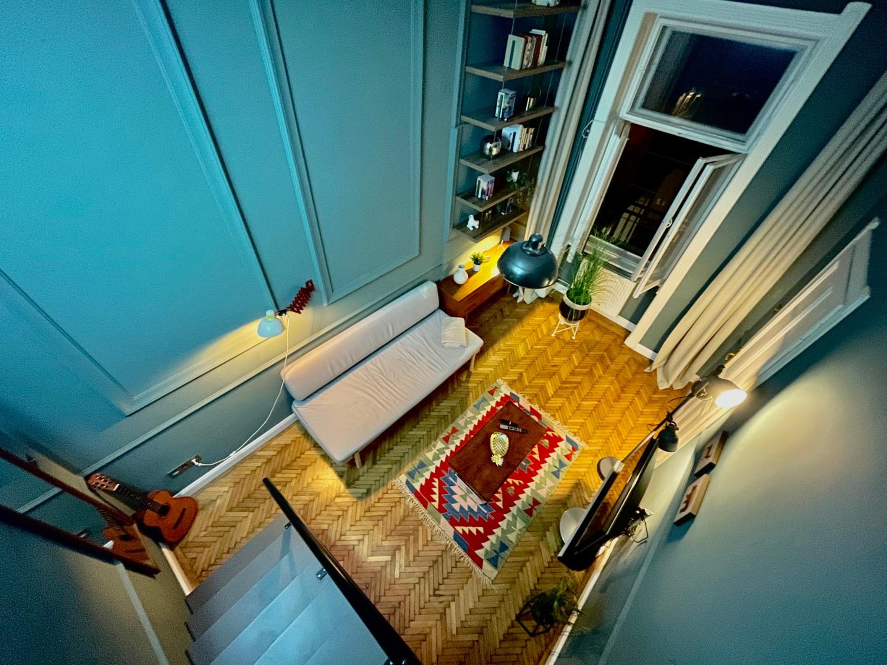 One-Bedroom Apartment - Photo 8