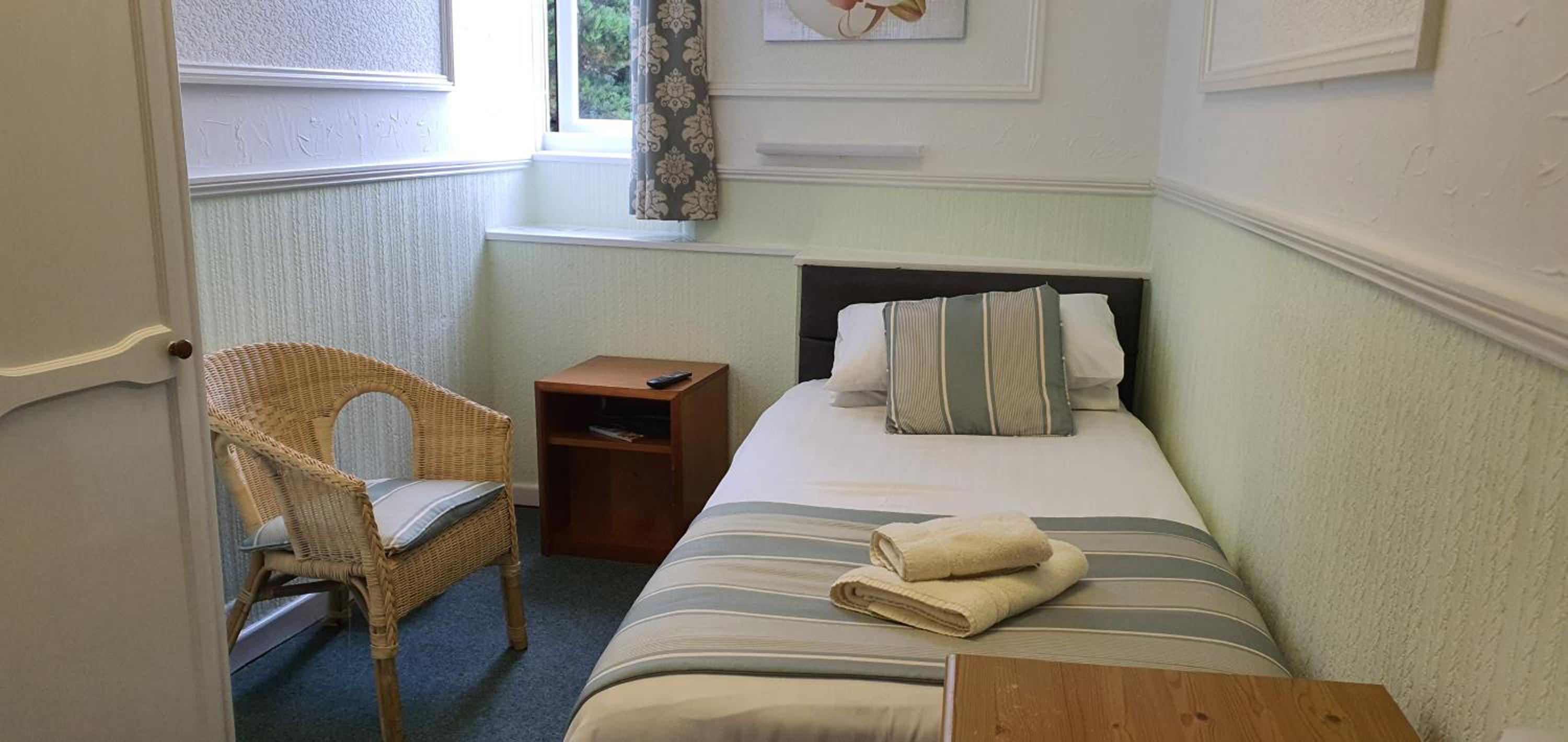 Single Room photo 3