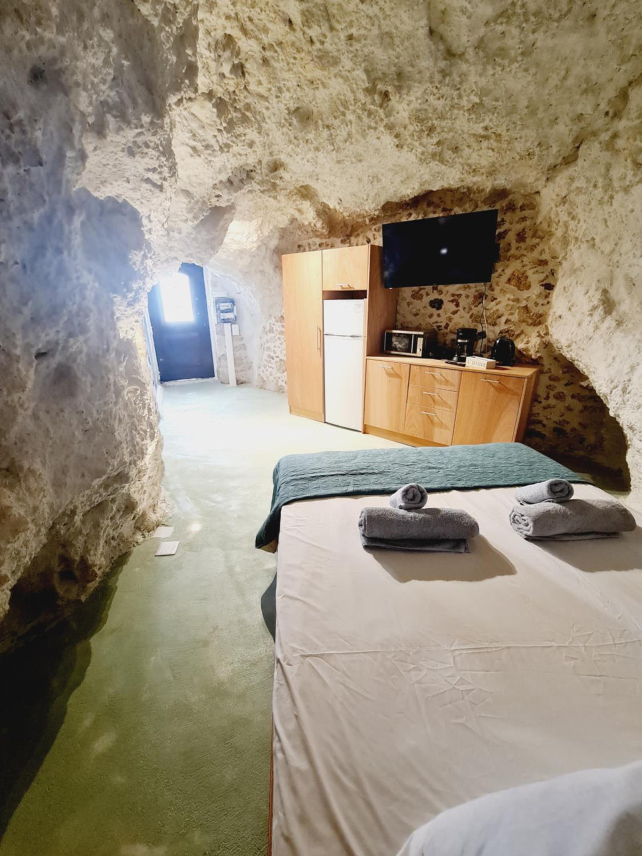 Deluxe Double or Twin Room with City View