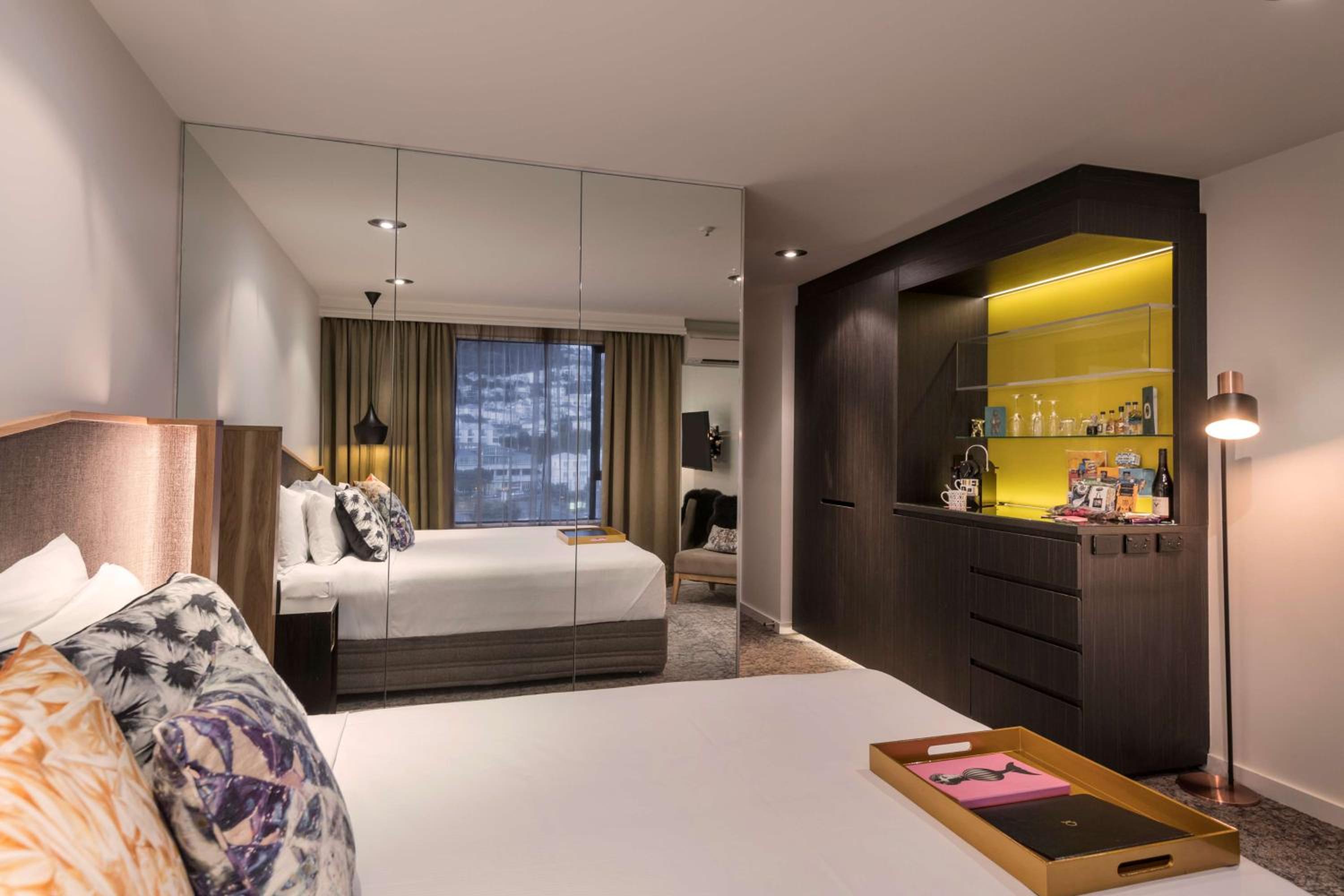 QT Deluxe King Room - Photo 6