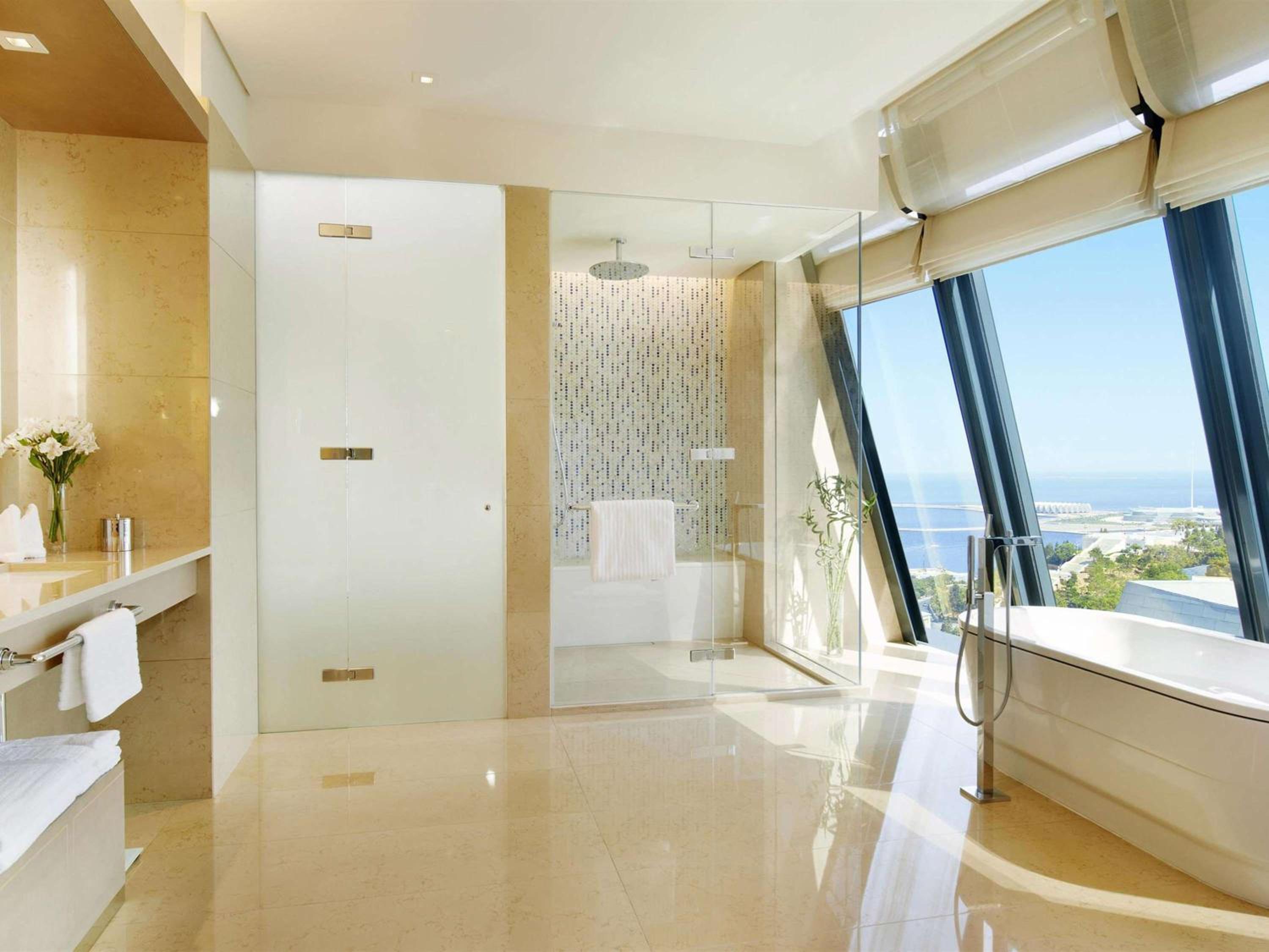 מלון פיירמונט באקו מגדלי הלהבה — Fairmont Gold King Sea View