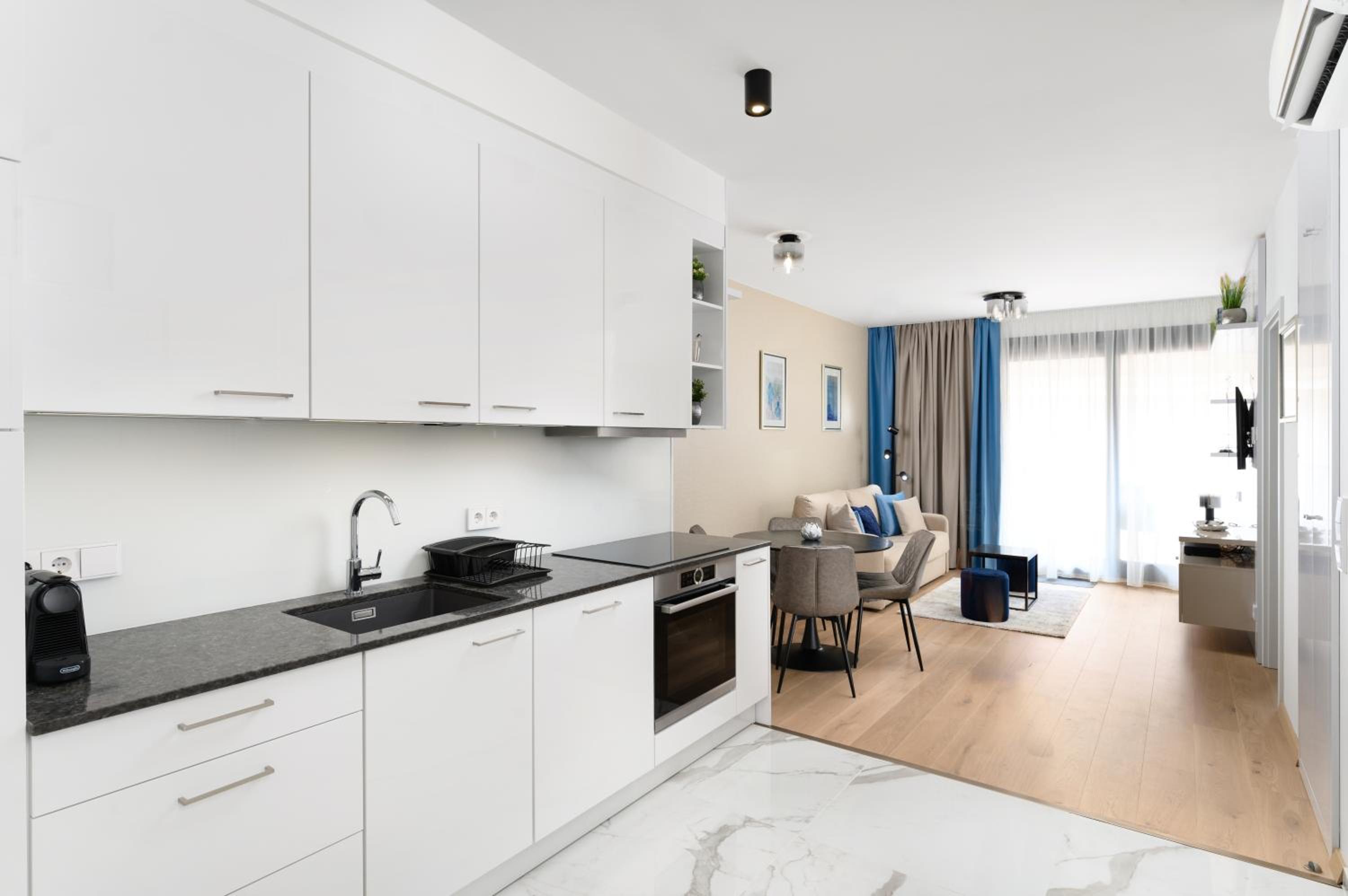 Deluxe Suite - Photo 4