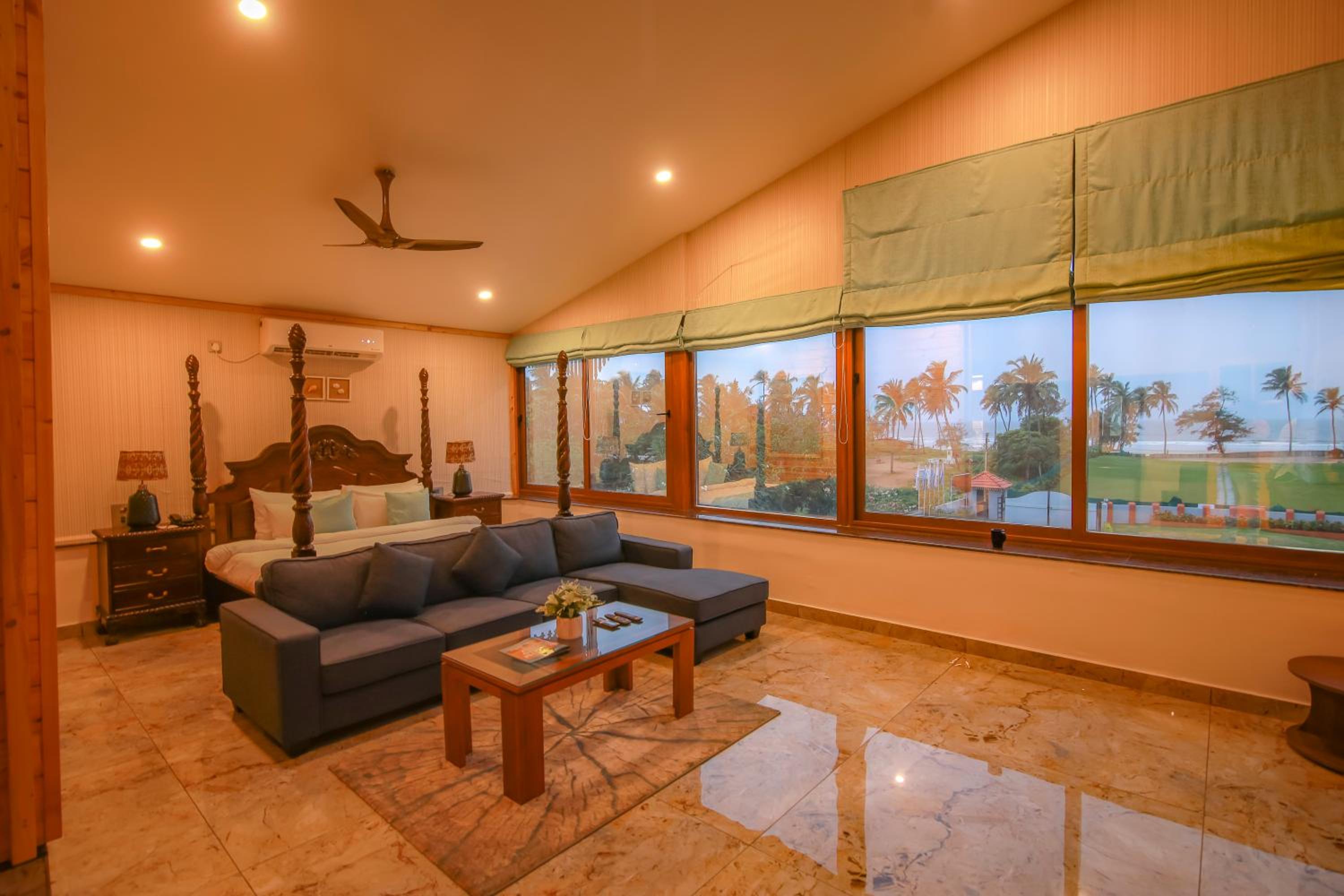 Presidential Suite – 10% Discount on Food and Beverages – Complimentary Hi-Tea (4:30 to 5:30pm) – Happy Hours 1+1 (12:00 to 07:00pm) photo