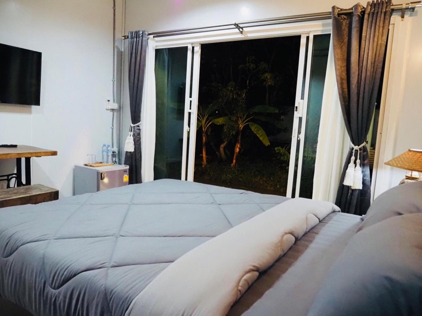 Queen Room with Garden View photo 3