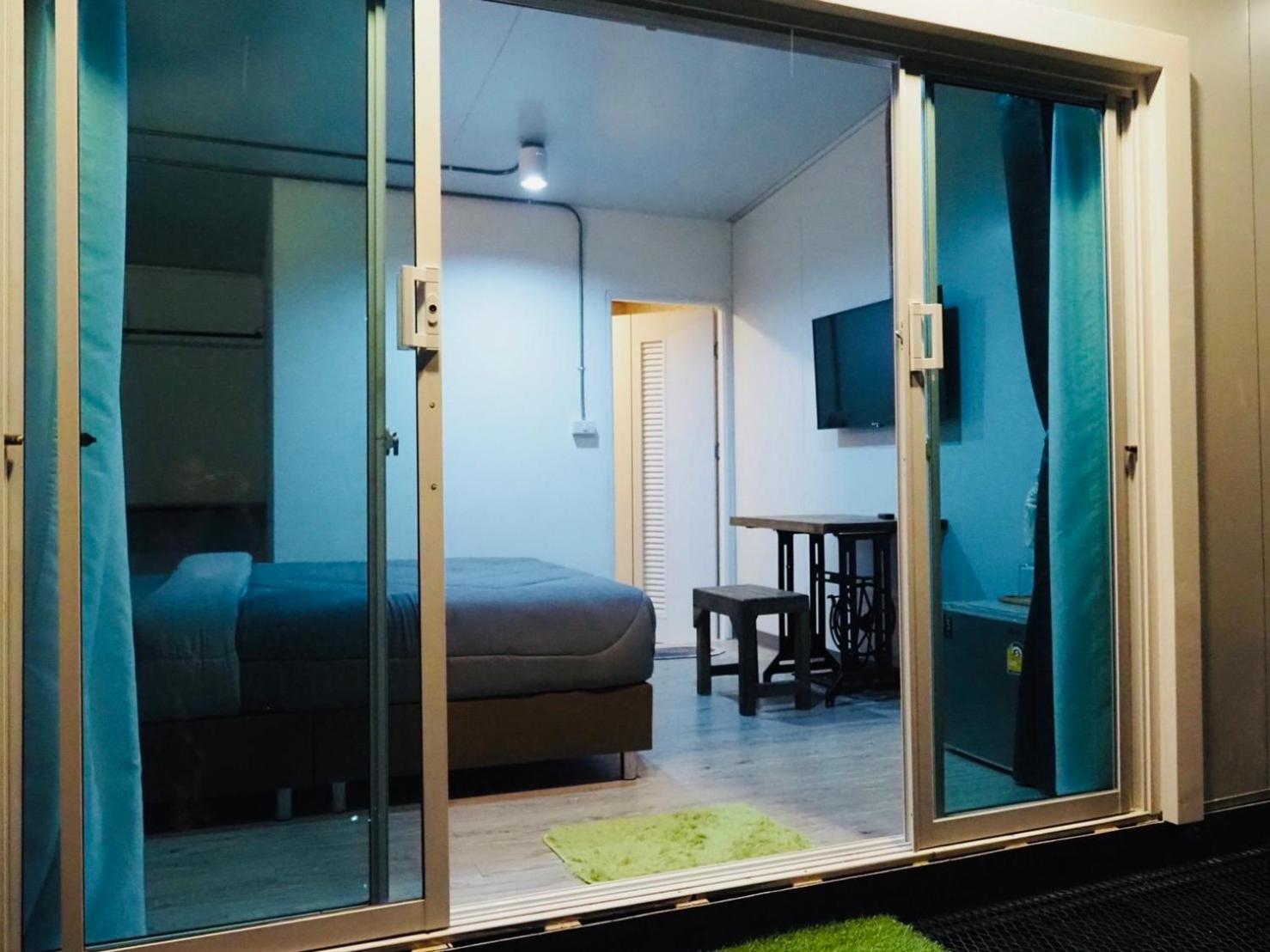 Queen Room with Garden View photo 2