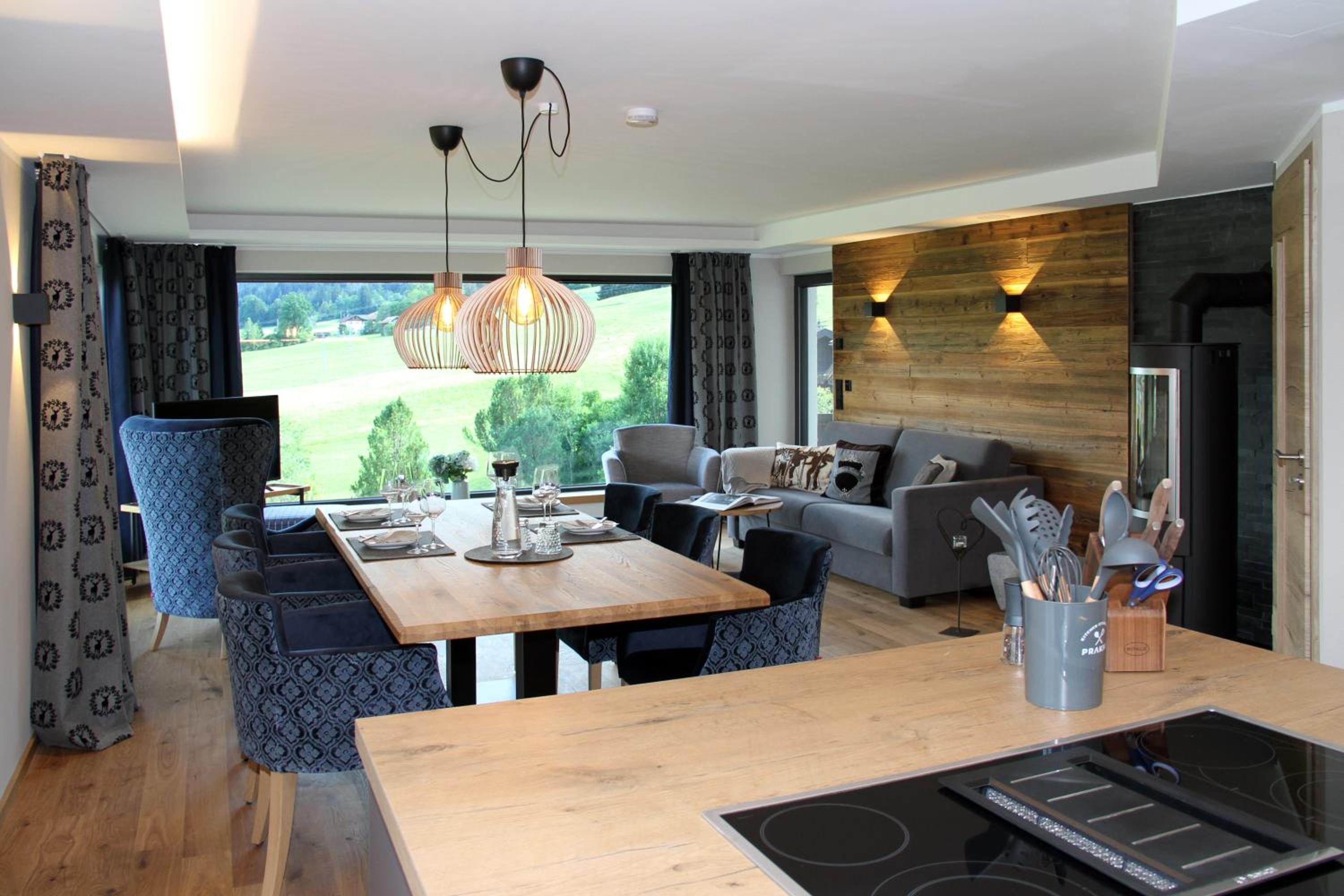 Suite with Mountain View photo 3