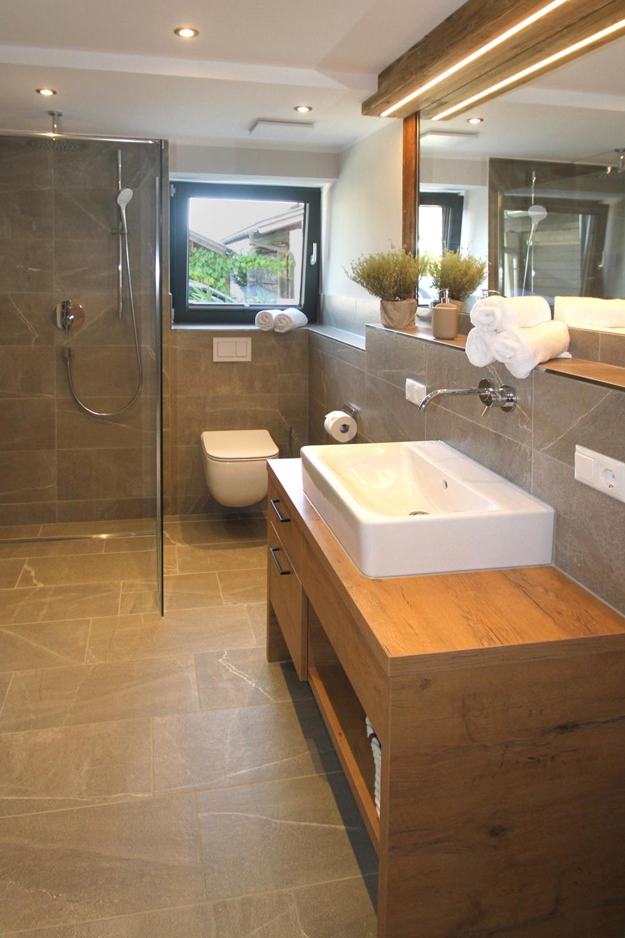 Suite with Mountain View photo 3