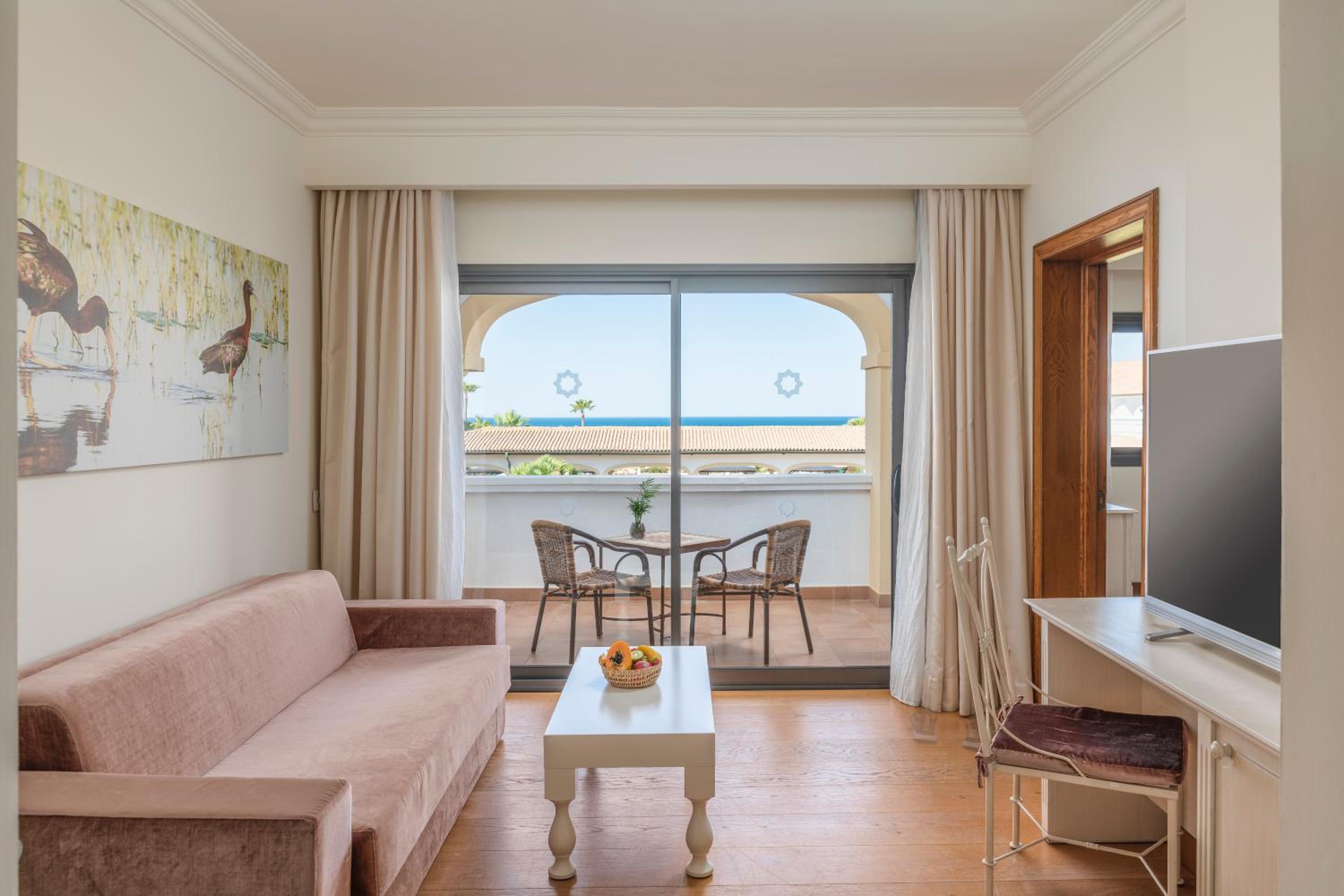 Junior Suite - Photo 6