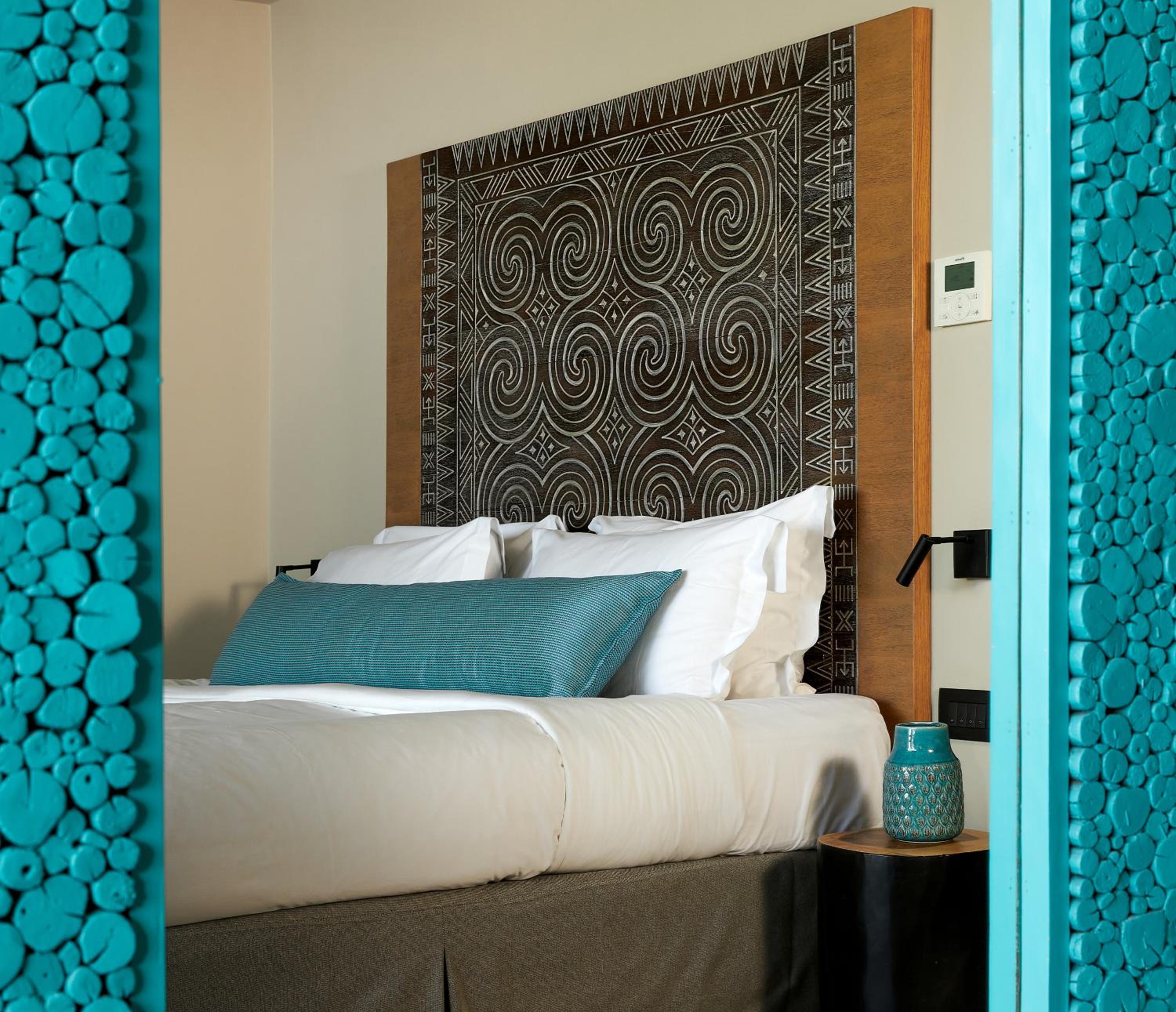 Aquamarine Suite Mountain View with Plunge Pool - Photo 3