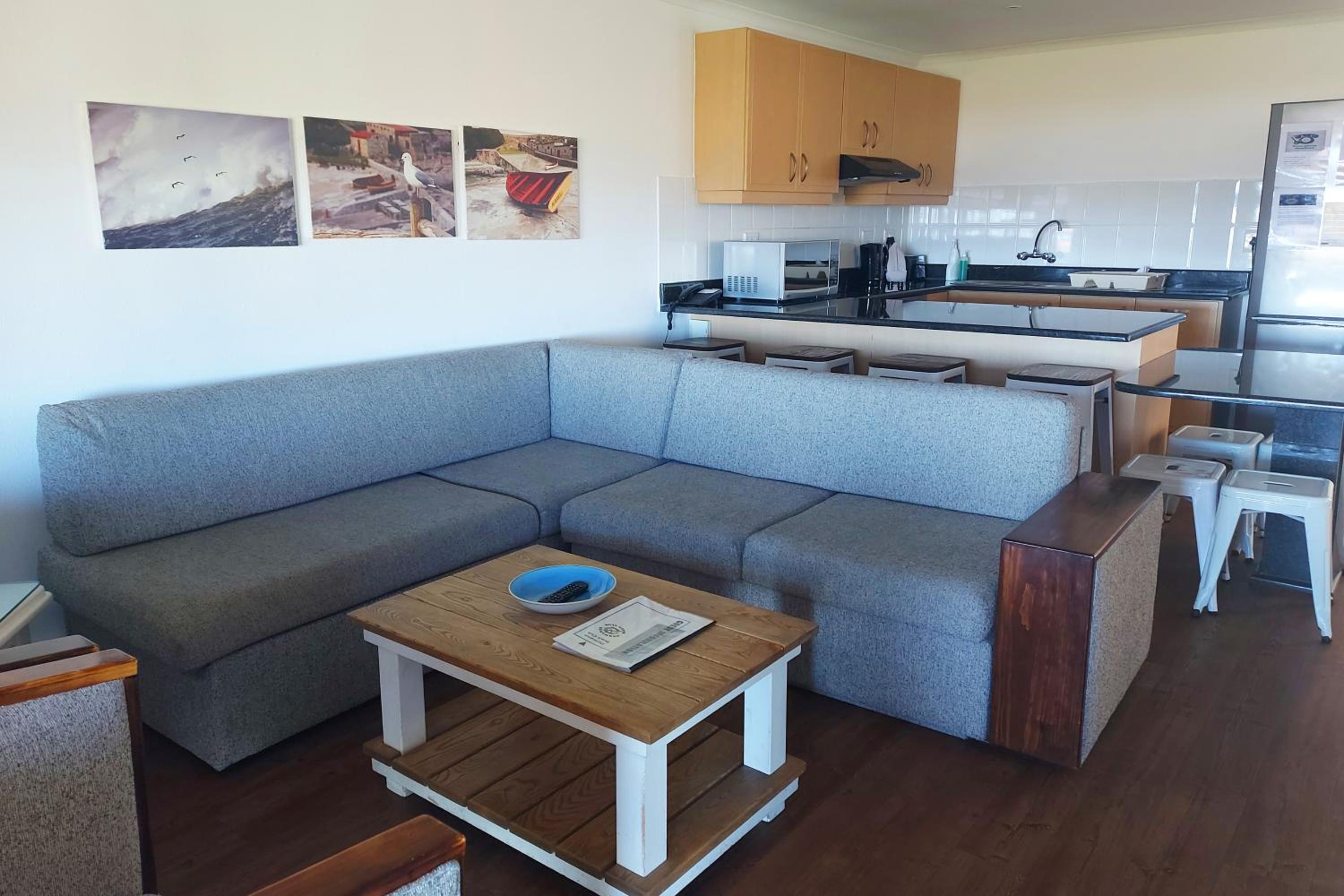 Three-Bedroom Chalet - Photo 11