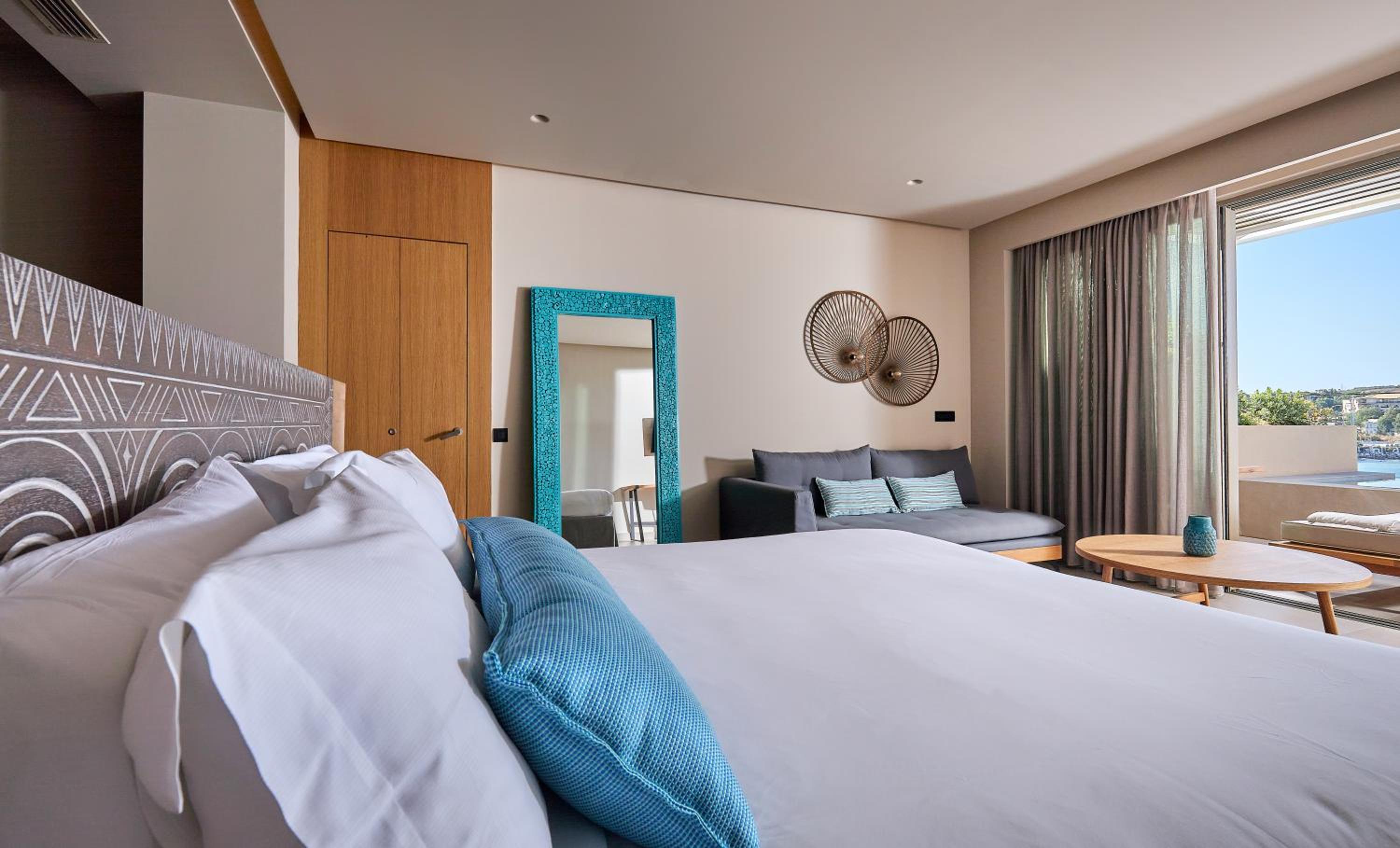 Aquamarine Suite Sea View with Plunge Pool - Photo 2