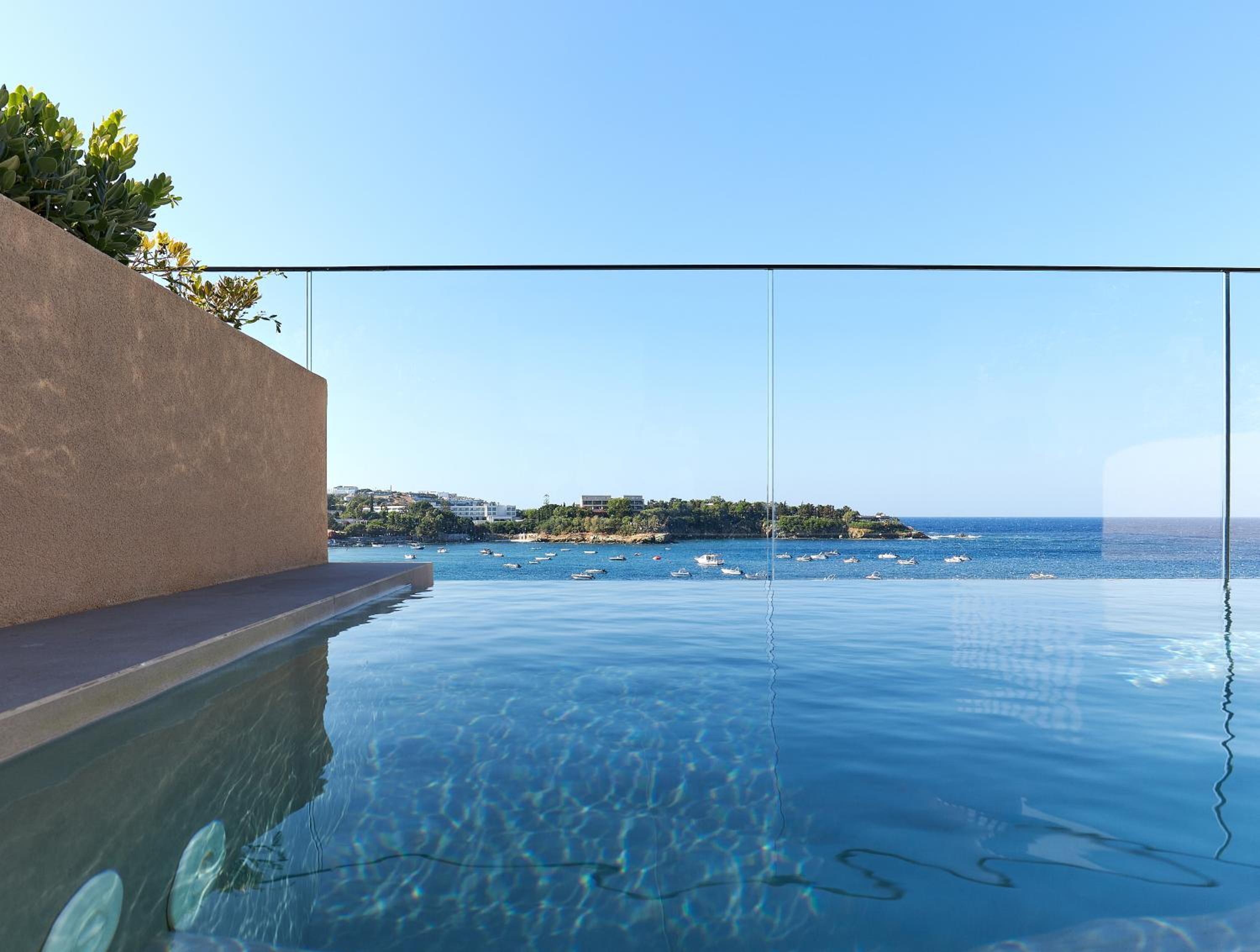 Aquamarine Suite Sea View with Plunge Pool - Photo 3
