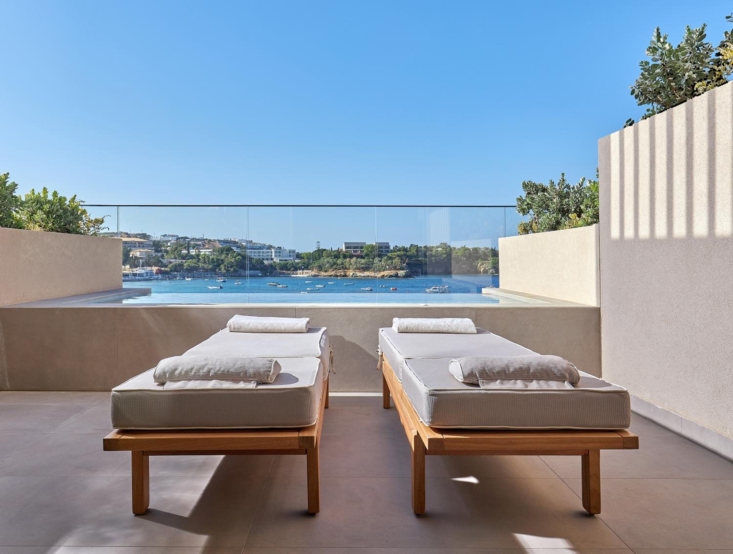 Aquamarine Suite Sea View with Plunge Pool - Photo 4