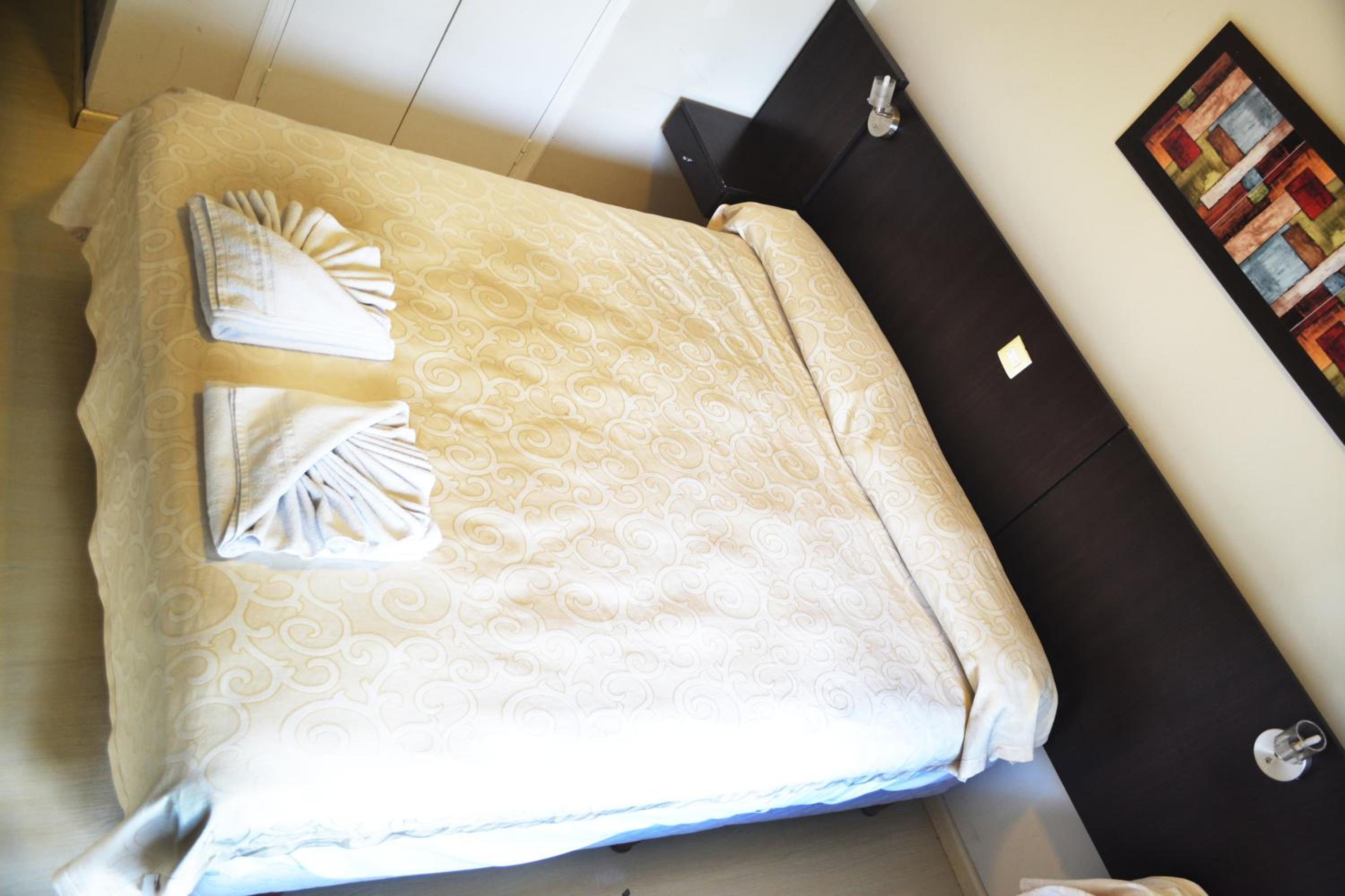 Economy Double Room photo 1