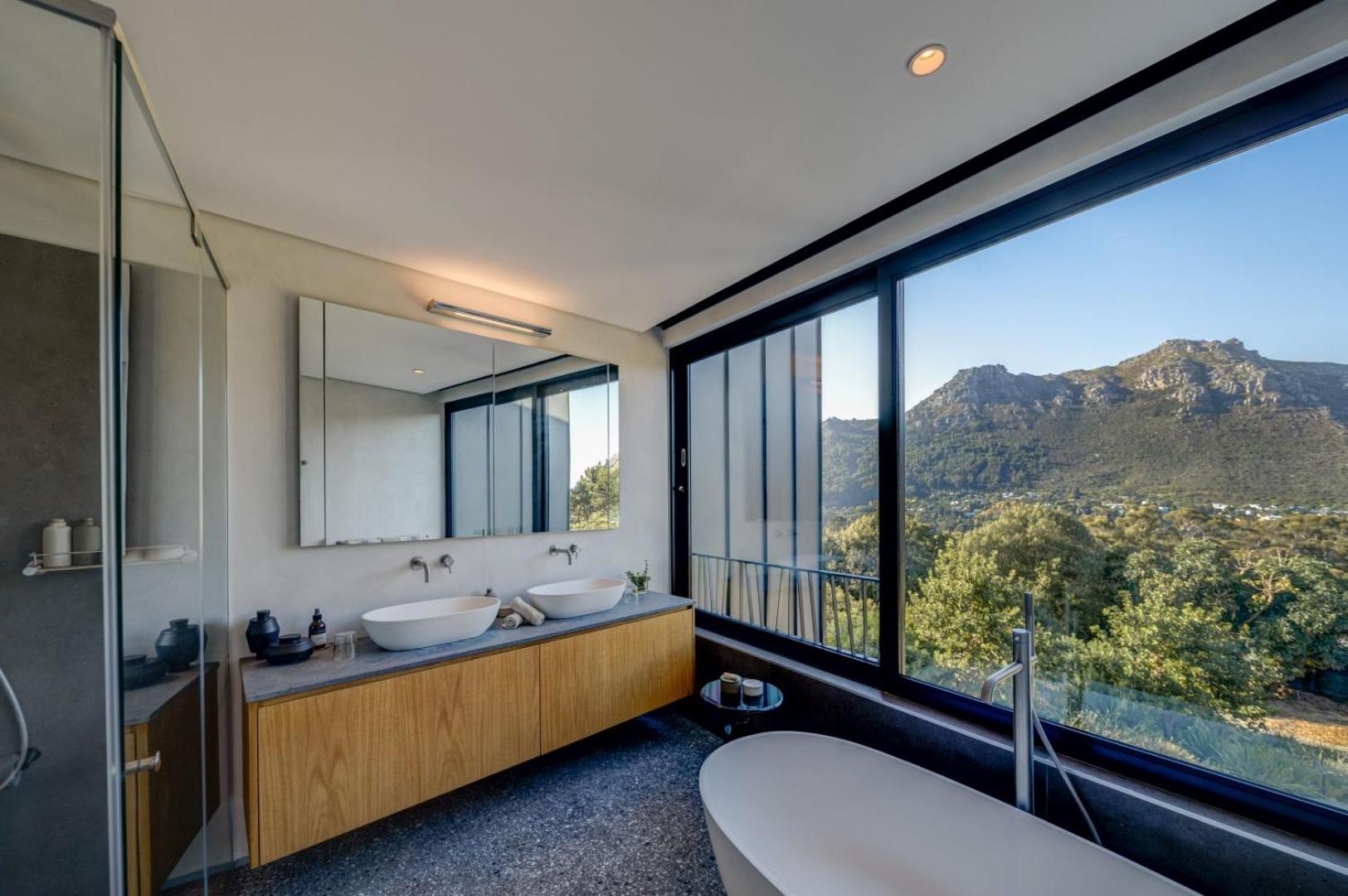 Villa Verte Deluxe Mountain room — the supplier's photographs — photo 2